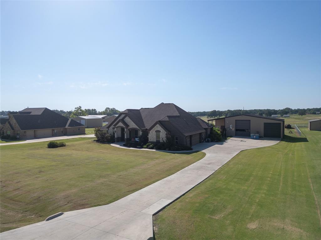 Weatherford, Texas, 76088, United States, 3 Bedrooms Bedrooms, ,2 BathroomsBathrooms,Residential,For Sale,1976944
