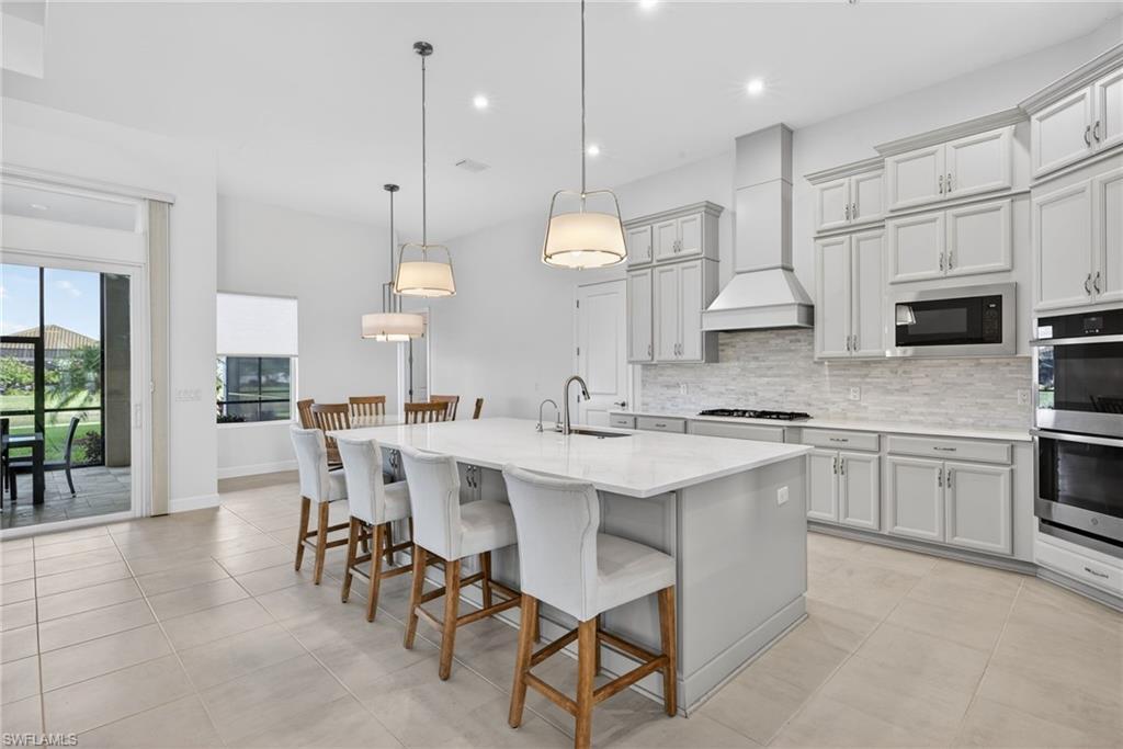 FORT MYERS, Florida, 33913, United States, 4 Bedrooms Bedrooms, ,6 BathroomsBathrooms,Residential,For Sale,2005098