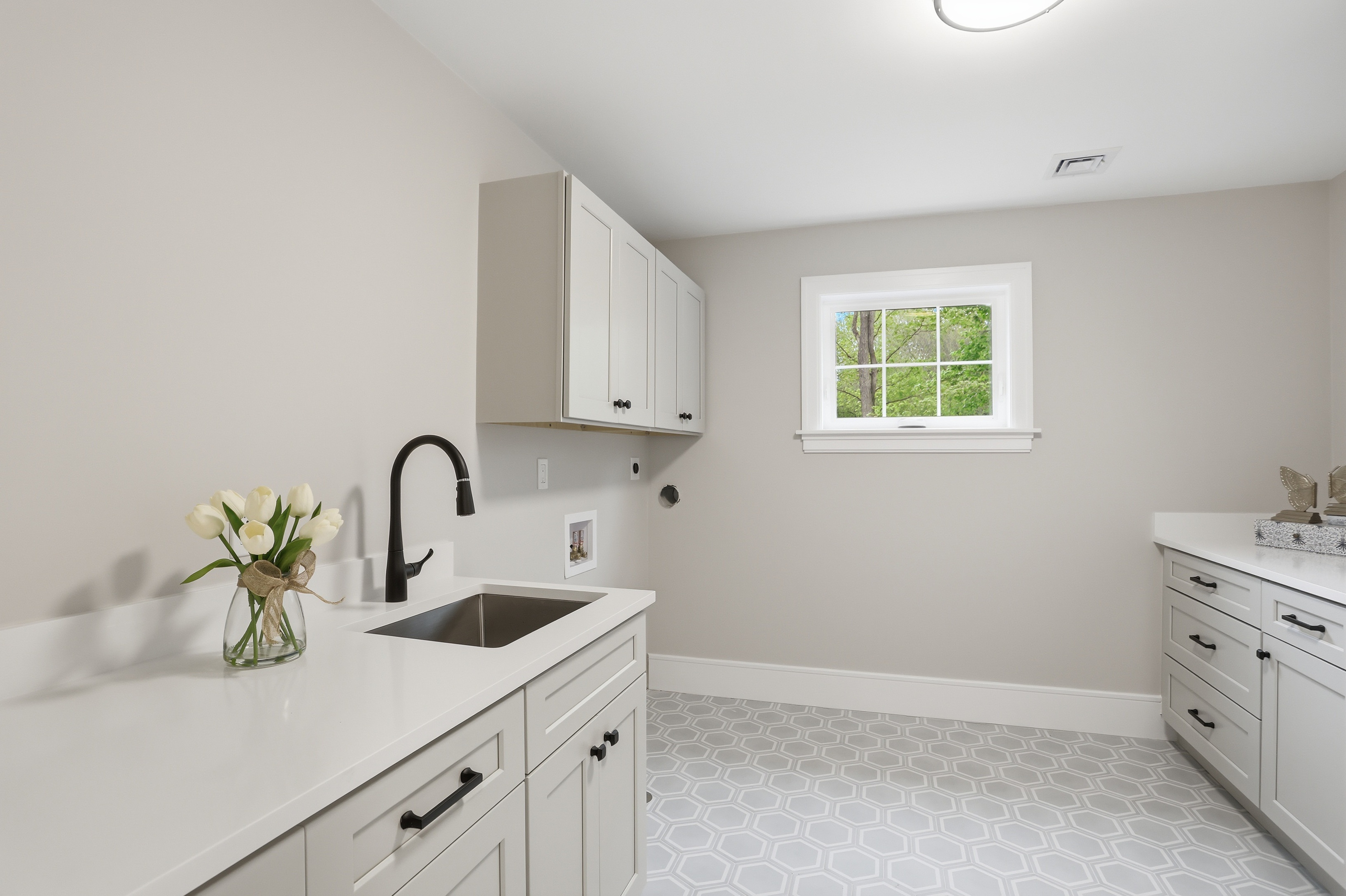  6 Lane Avenue, Bedford, MA 01730 - 物件實景