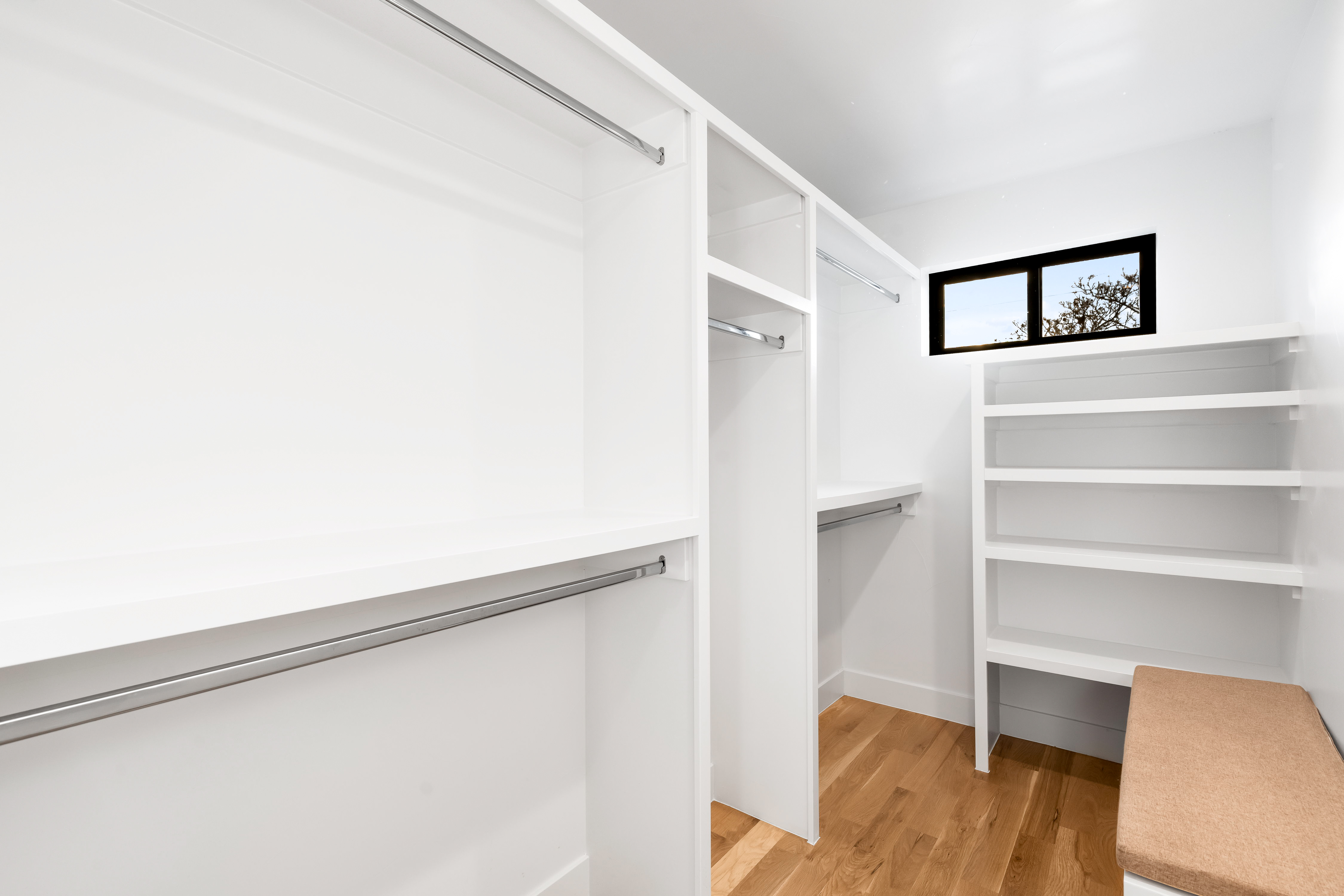  Sunny Corner Lot  Park + Skyline Views - 物件實景