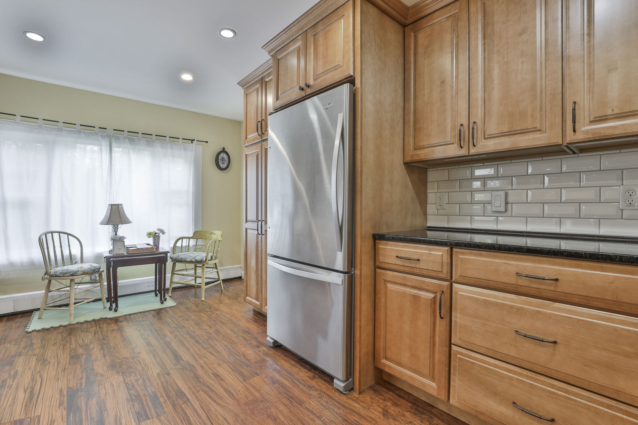 Manchester, New Hampshire, 03104, United States, 3 Bedrooms Bedrooms, ,2 BathroomsBathrooms,Residential,For Sale,1975563