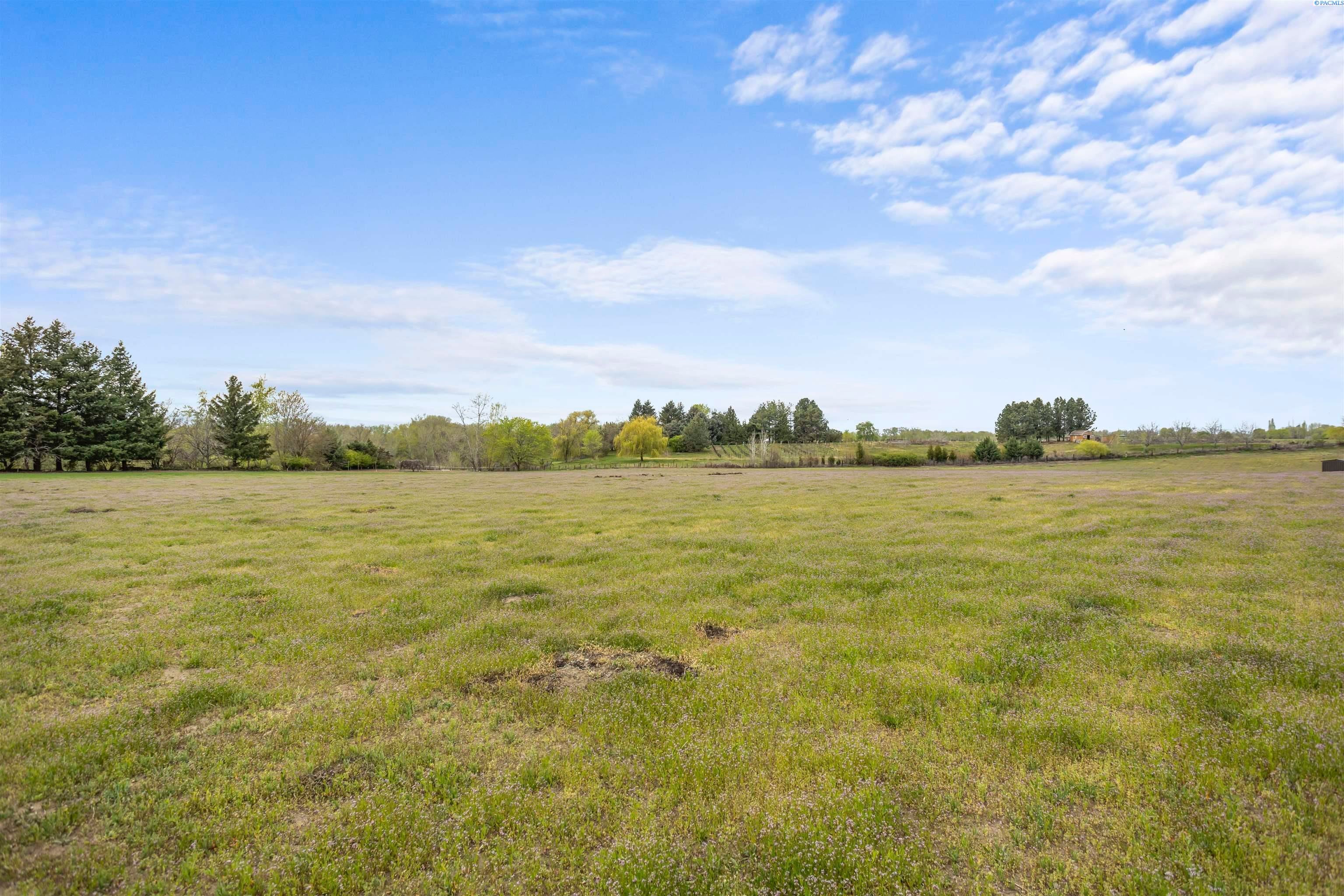 Granger, Washington, 98932, United States, 4 Bedrooms Bedrooms, ,1 BathroomBathrooms,Residential,For Sale,2039912