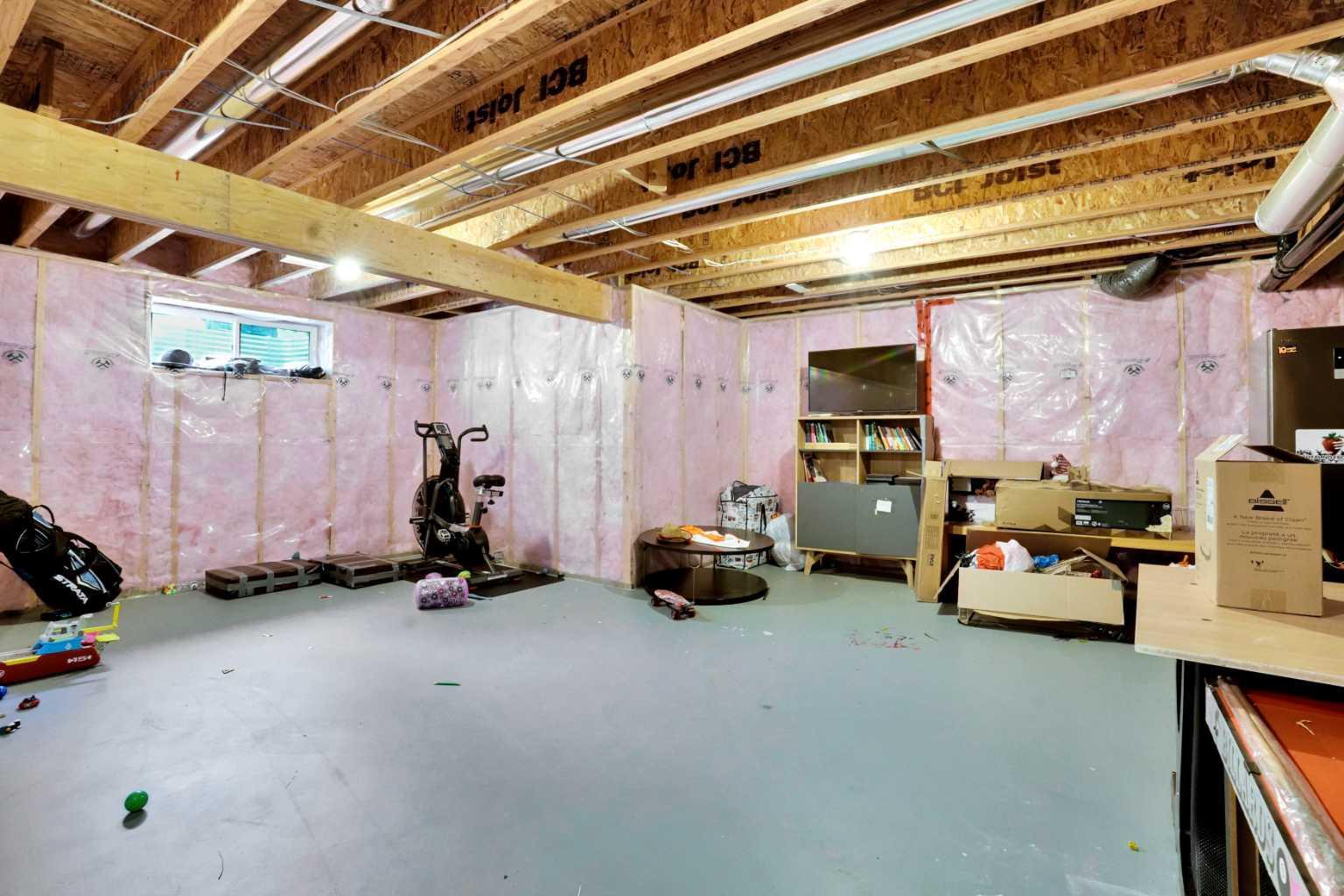 CALGARY, Alberta, T2X 0J7, CA, 3 Bedrooms Bedrooms, ,3 BathroomsBathrooms,Residential,For Sale,1906962