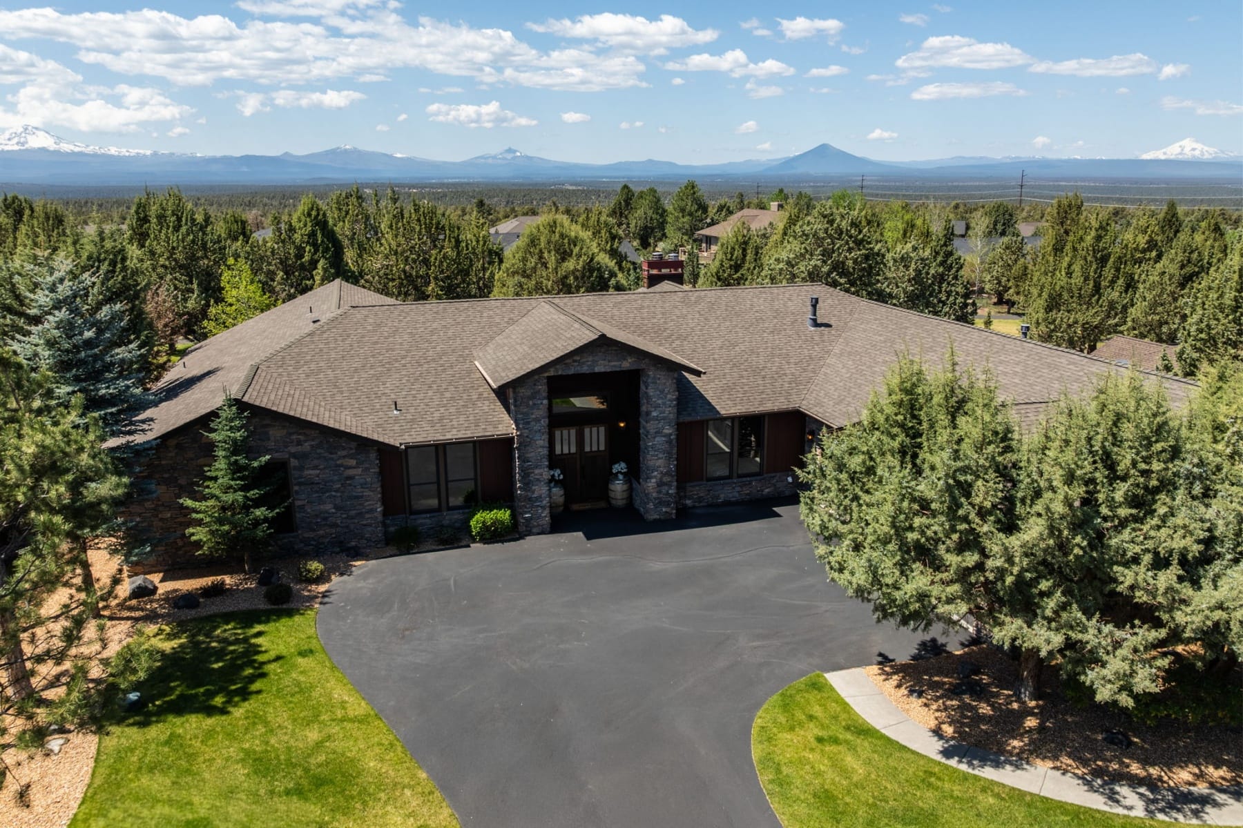  1144 Highland View Loop Redmond, OR 97756 - 物件實景