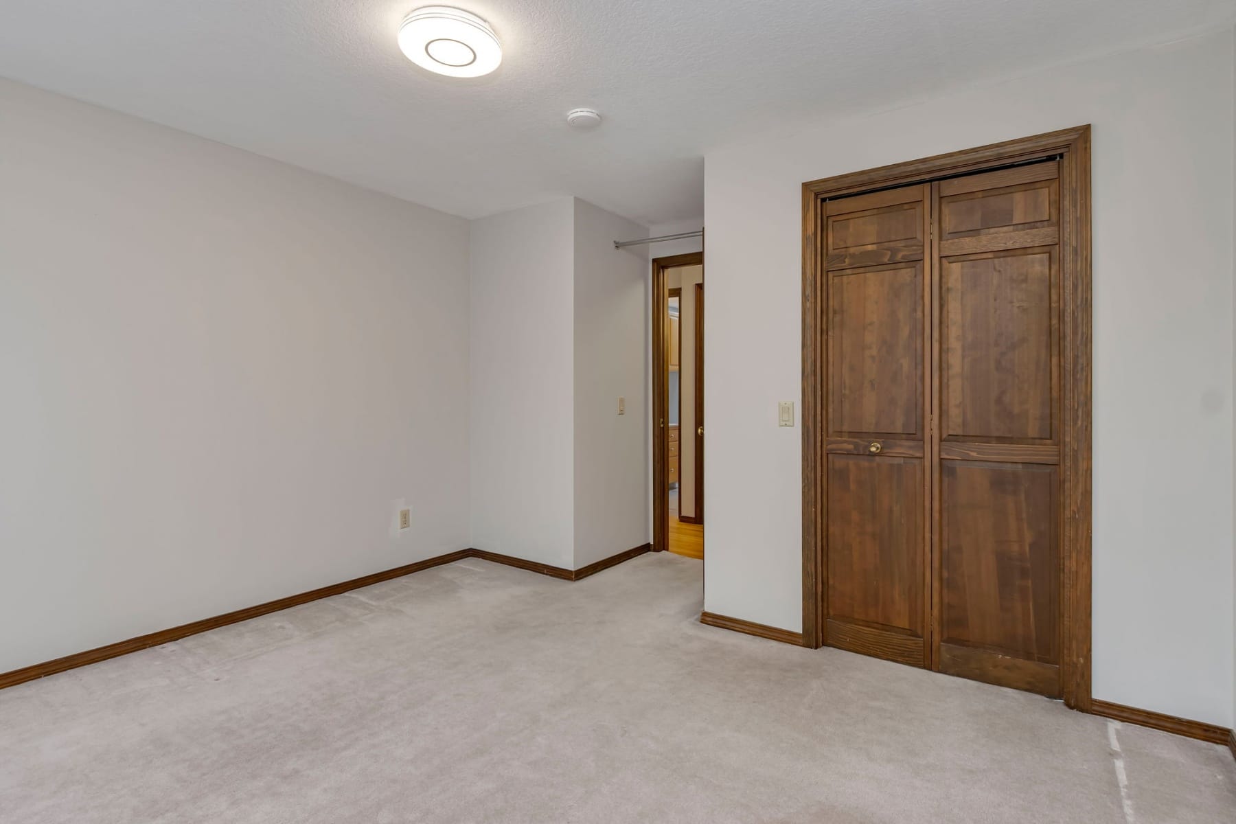  4055 TROUT WAY Lake Oswego, OR 97034 - 物件實景