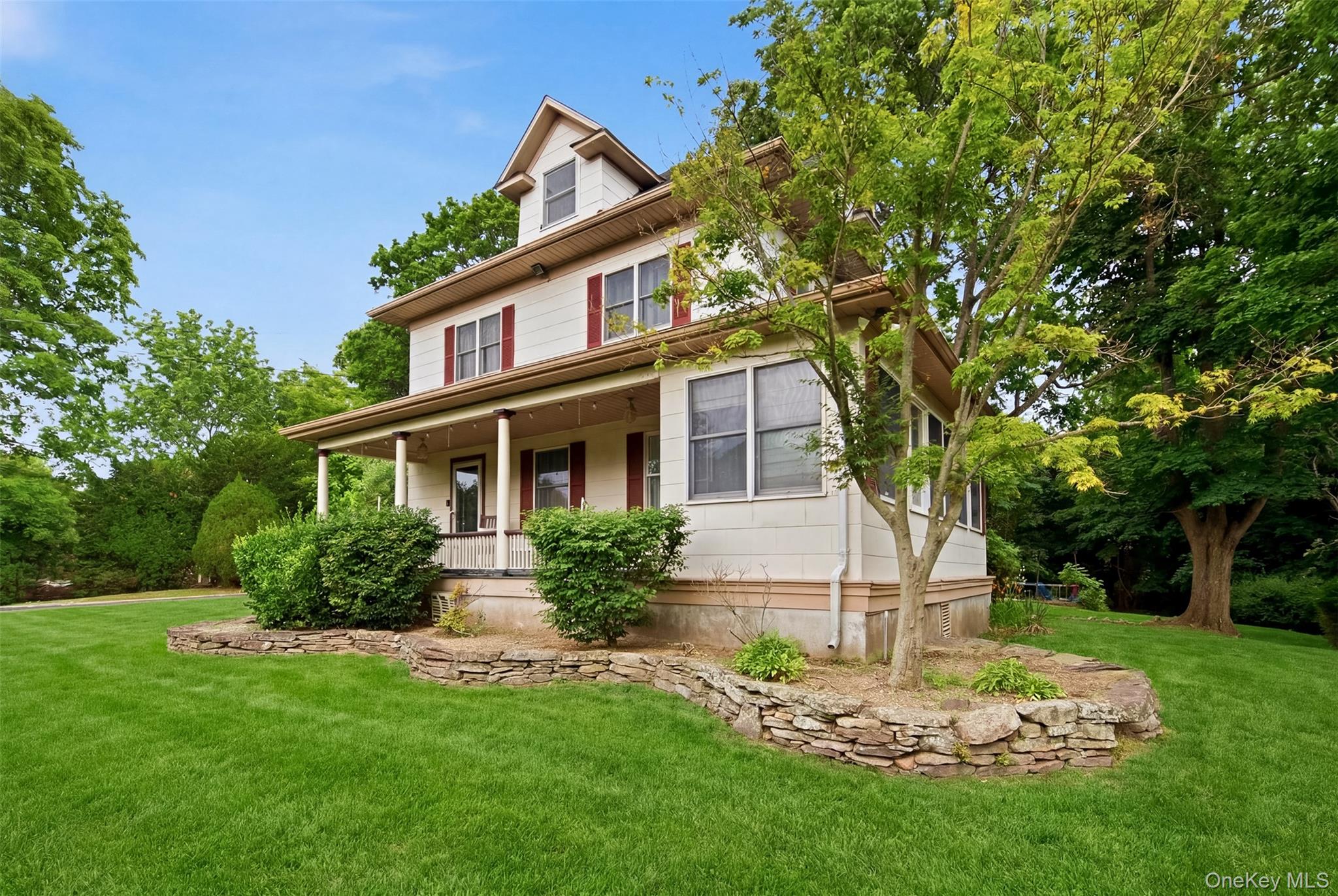  863 Lake Road, Huntington, NY, 11743 - 物件實景