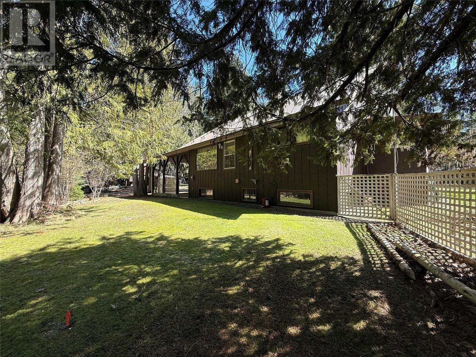 WINLAW, British Columbia, V0G 2J0, CA, 4 Bedrooms Bedrooms, ,1 BathroomBathrooms,Residential,For Sale,1837554