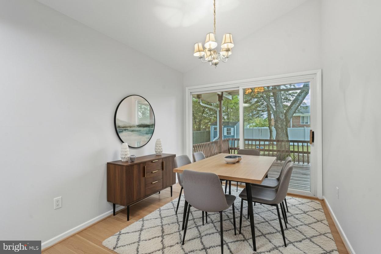 Springfield, Virginia, 22150, United States, 3 Bedrooms Bedrooms, ,2 BathroomsBathrooms,Residential,For Sale,1969546