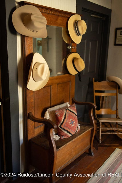 Lincoln, New Mexico, 88338, United States, 7 Bedrooms Bedrooms, ,9 BathroomsBathrooms,Residential,For Sale,1974977