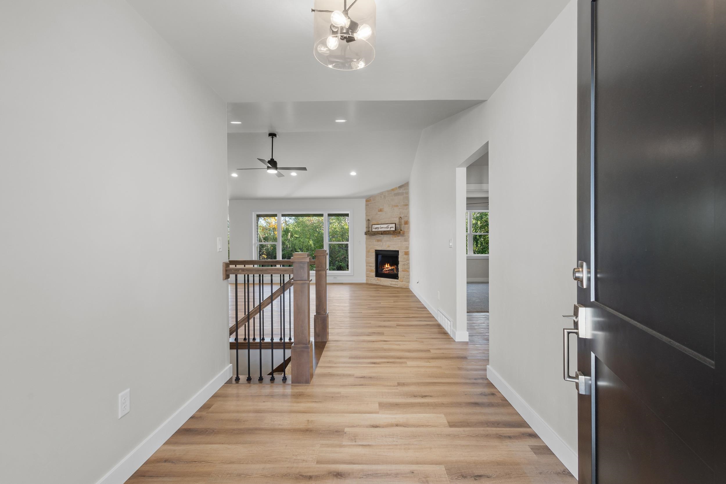 DE PERE, Wisconsin, 54115, United States, 3 Bedrooms Bedrooms, ,3 BathroomsBathrooms,Residential,For Sale,1967985