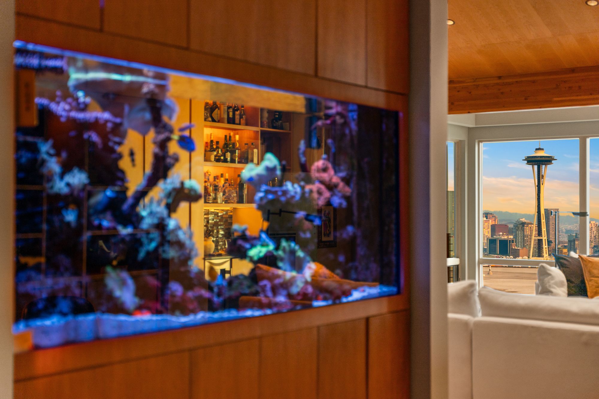  1215 Warren Ave N, Seattle, WA 98109 - 物件實景