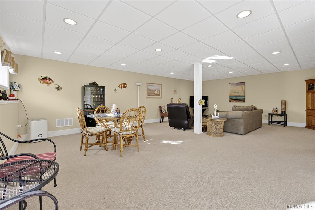 Hopewell Junction, New York, 12533, United States, 4 Bedrooms Bedrooms, ,3 BathroomsBathrooms,Residential,For Sale,1984445