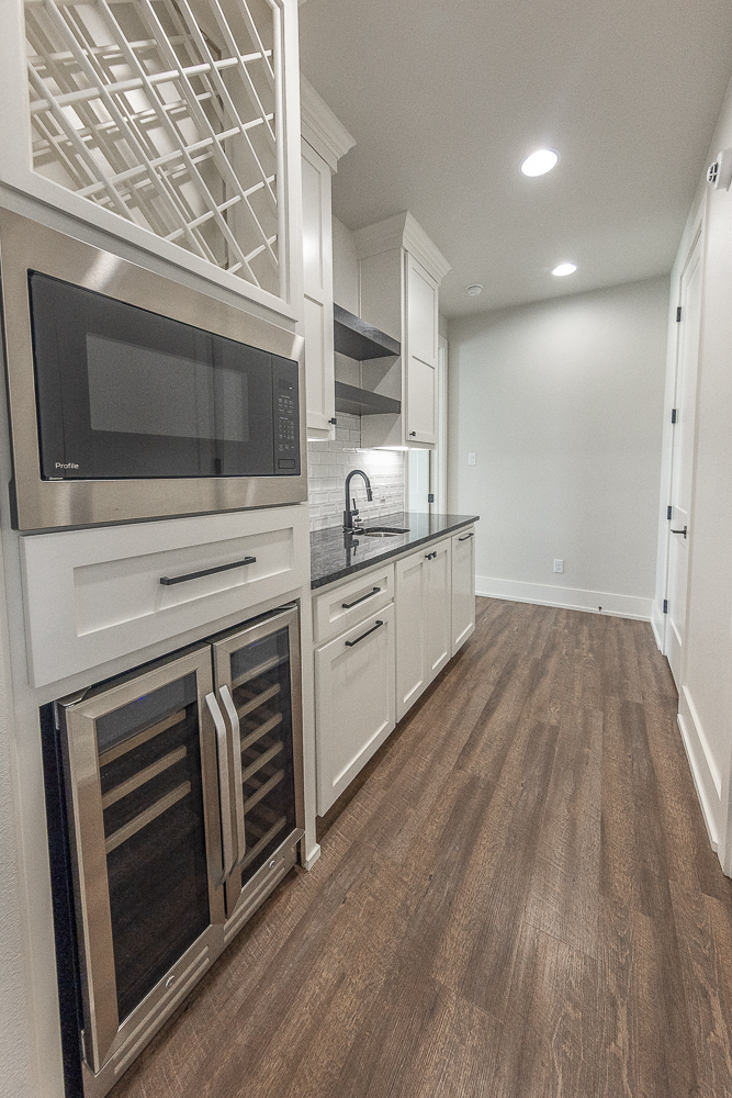 Lubbock, Texas, 79424, United States, 4 Bedrooms Bedrooms, ,5 BathroomsBathrooms,Residential,For Sale,1901517