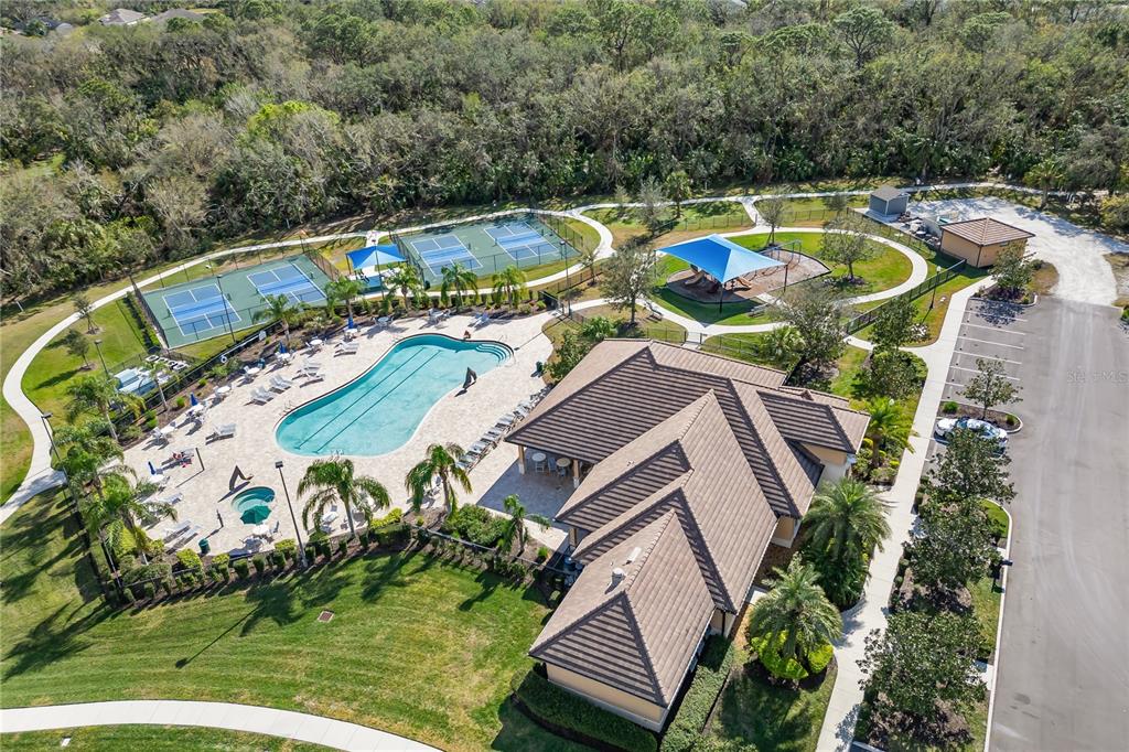 Bradenton, Florida, 34212, United States, 4 Bedrooms Bedrooms, ,5 BathroomsBathrooms,Residential,For Sale,1856587