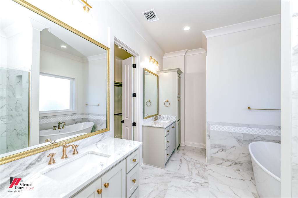 Shreveport, Louisiana, 71106, United States, 5 Bedrooms Bedrooms, ,4 BathroomsBathrooms,Residential,For Sale,1890779