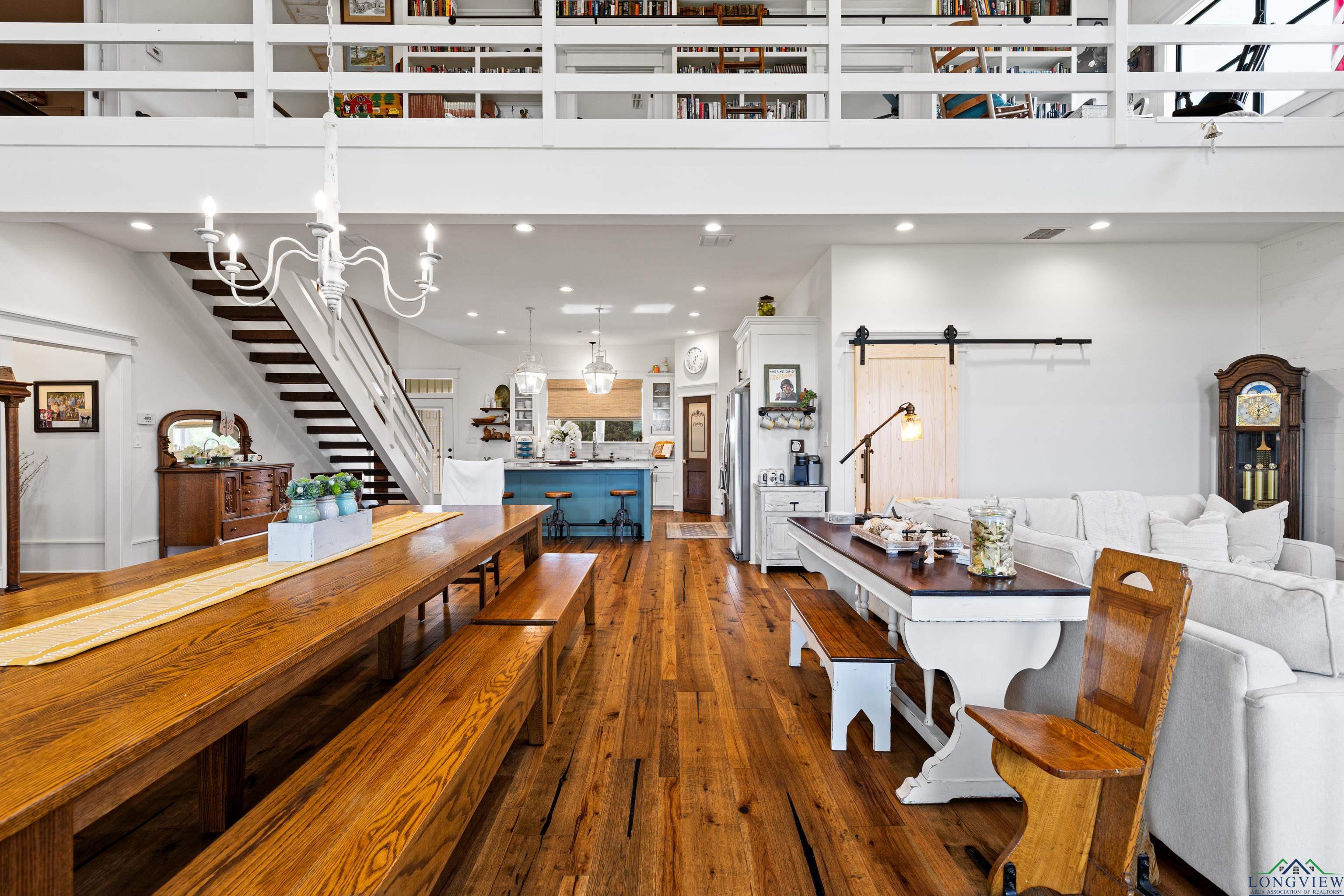 Jefferson, Texas, 75657, United States, 4 Bedrooms Bedrooms, ,4 BathroomsBathrooms,Residential,For Sale,1859470