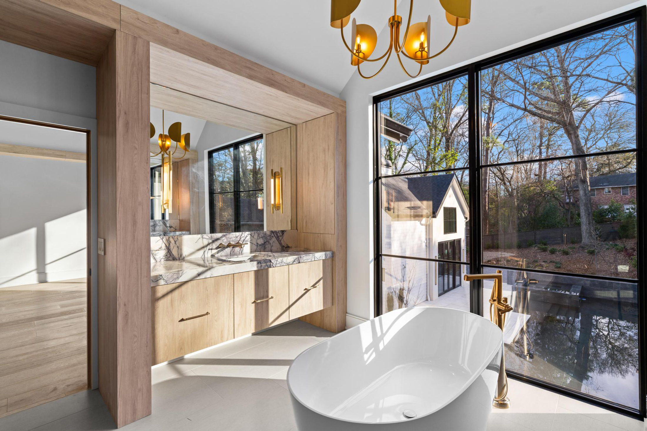  New Construction Transitional Home in the Heart of Morningside - 物件實景