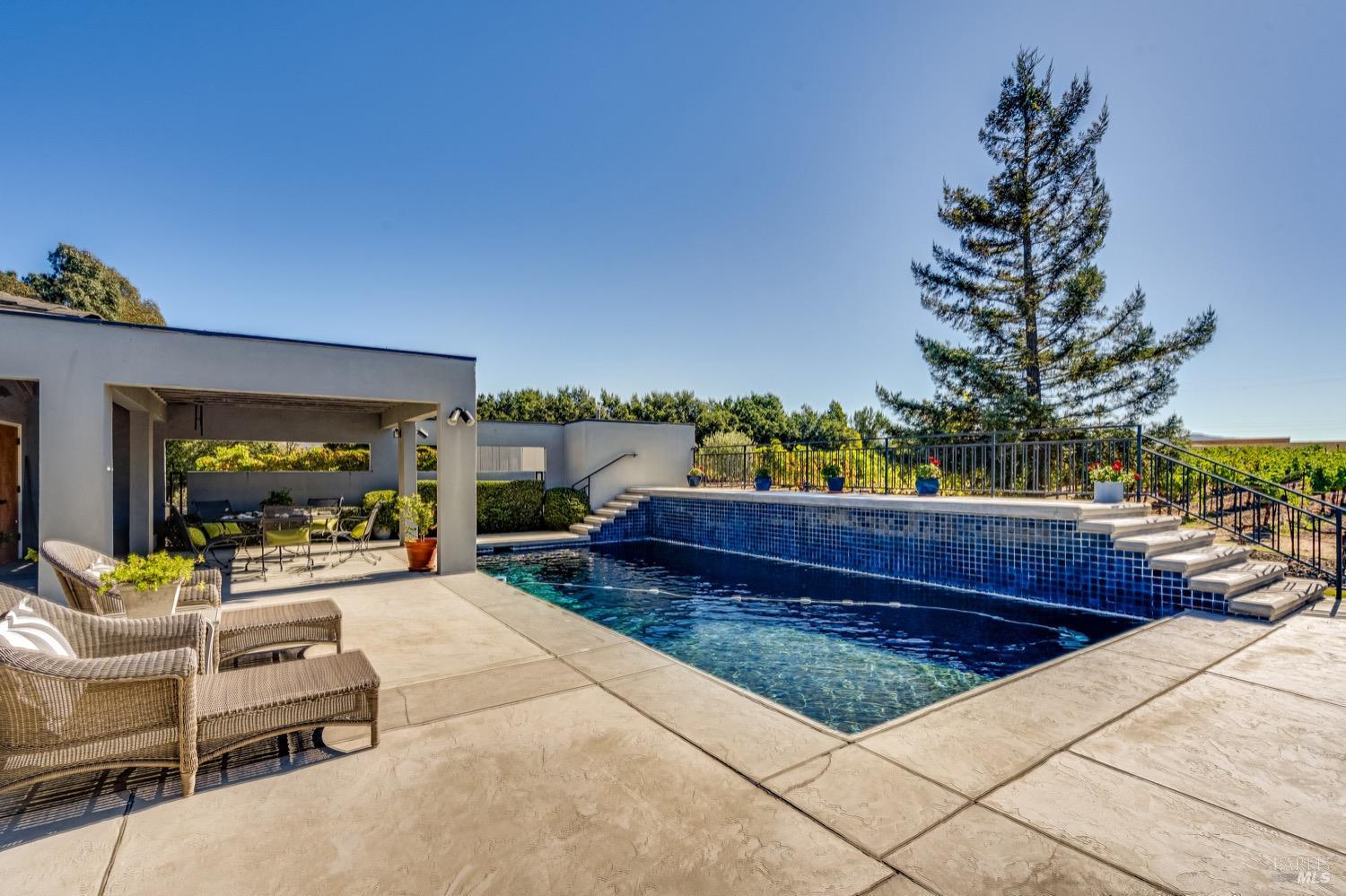 Napa, California, 94558, United States, 4 Bedrooms Bedrooms, ,6 BathroomsBathrooms,Residential,For Sale,1847246