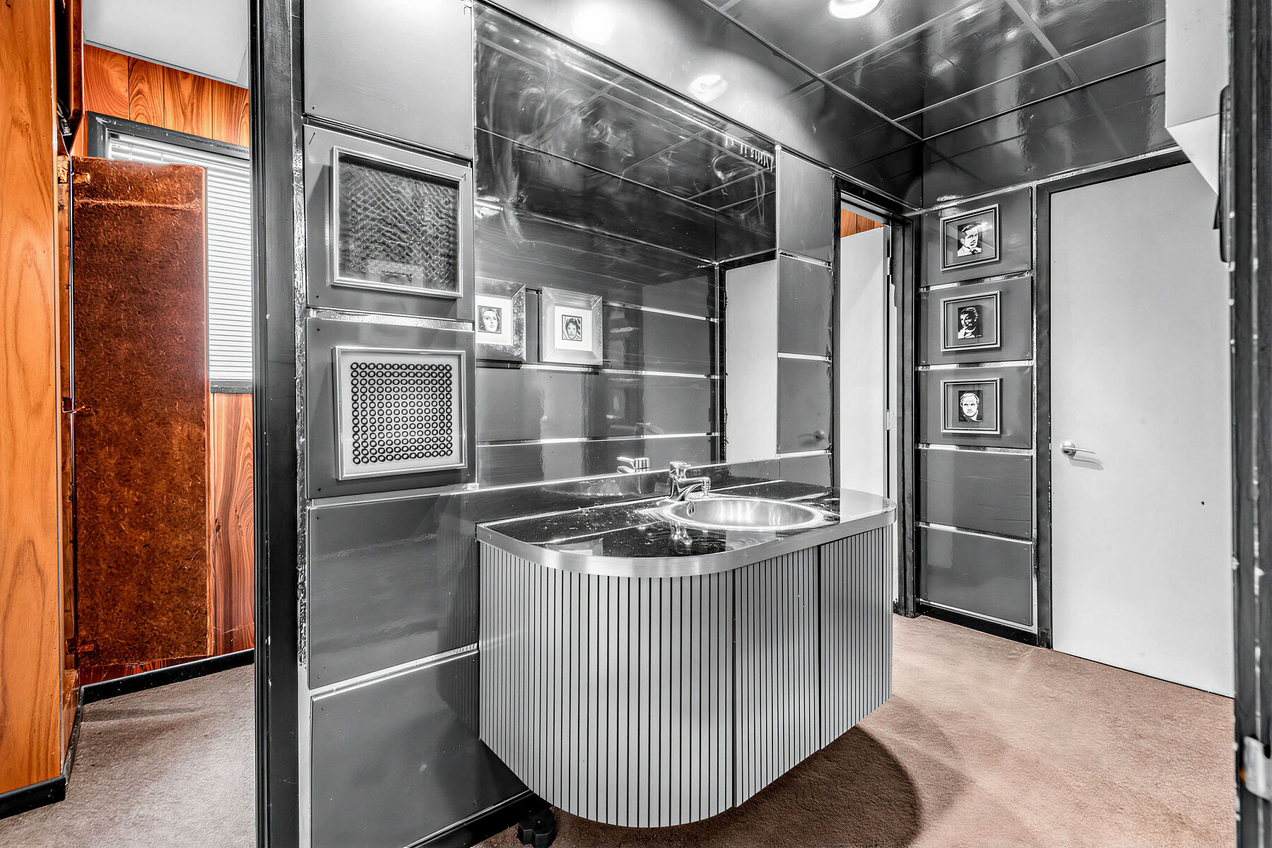  Bridal Path Bungalow - 物件實景