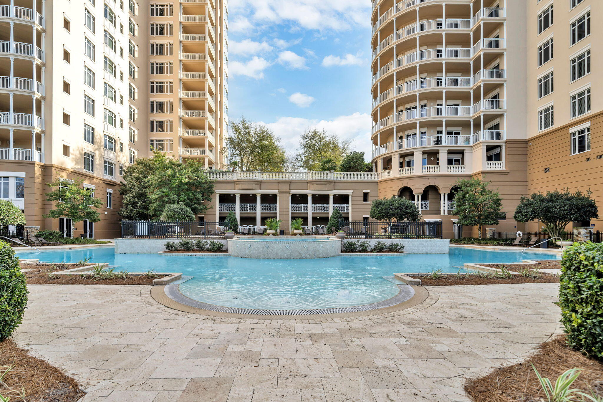 Destin, Florida, 32541, United States, 3 Bedrooms Bedrooms, ,4 BathroomsBathrooms,Residential,For Sale,1837400