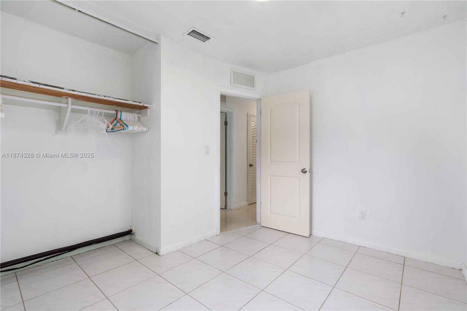 Miami, Florida, 33176, United States, 3 Bedrooms Bedrooms, ,1 BathroomBathrooms,Residential,For Sale,1941991