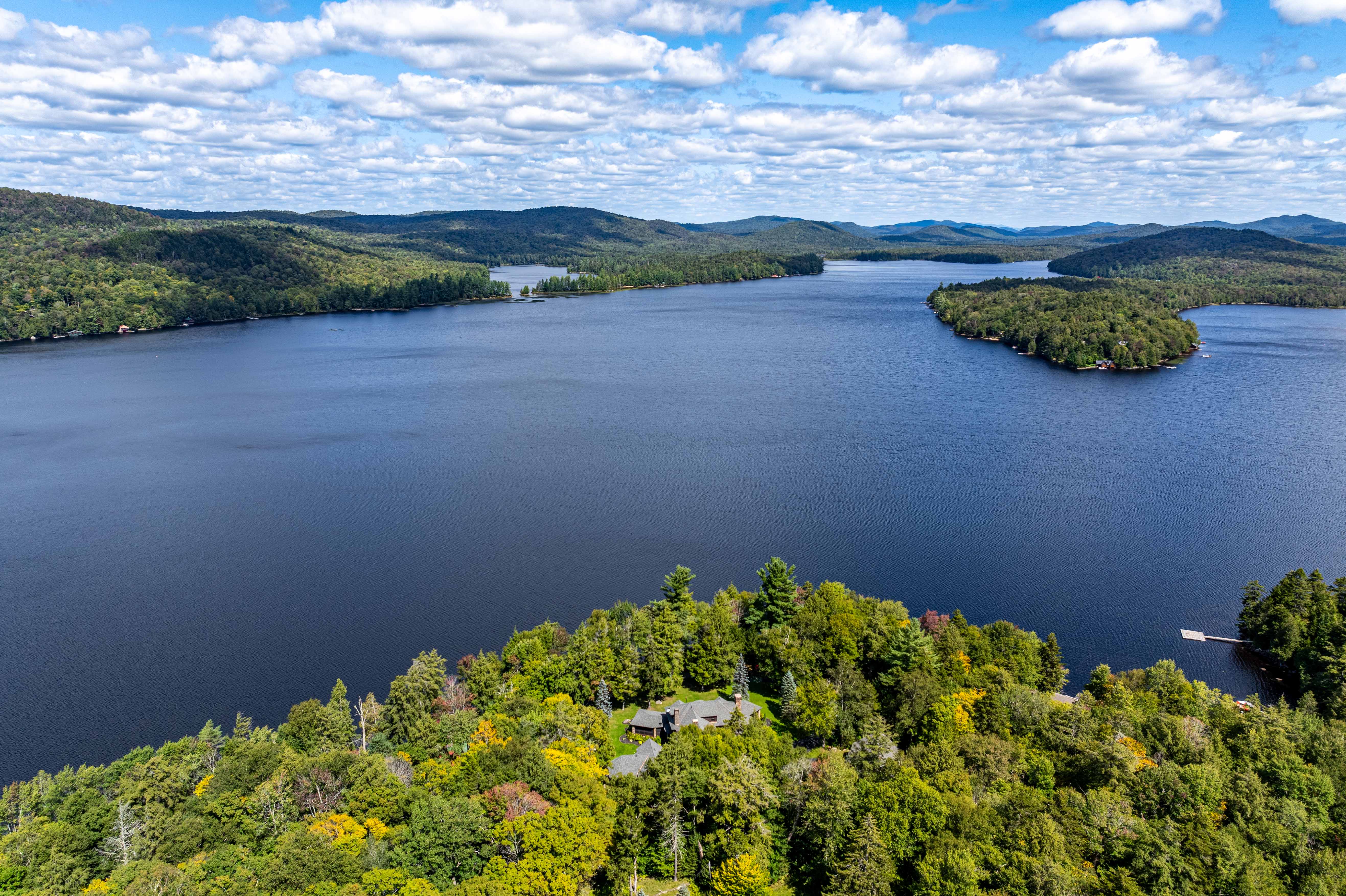  Extraordinary Historic Home on Big Moose Lake - 物件實景