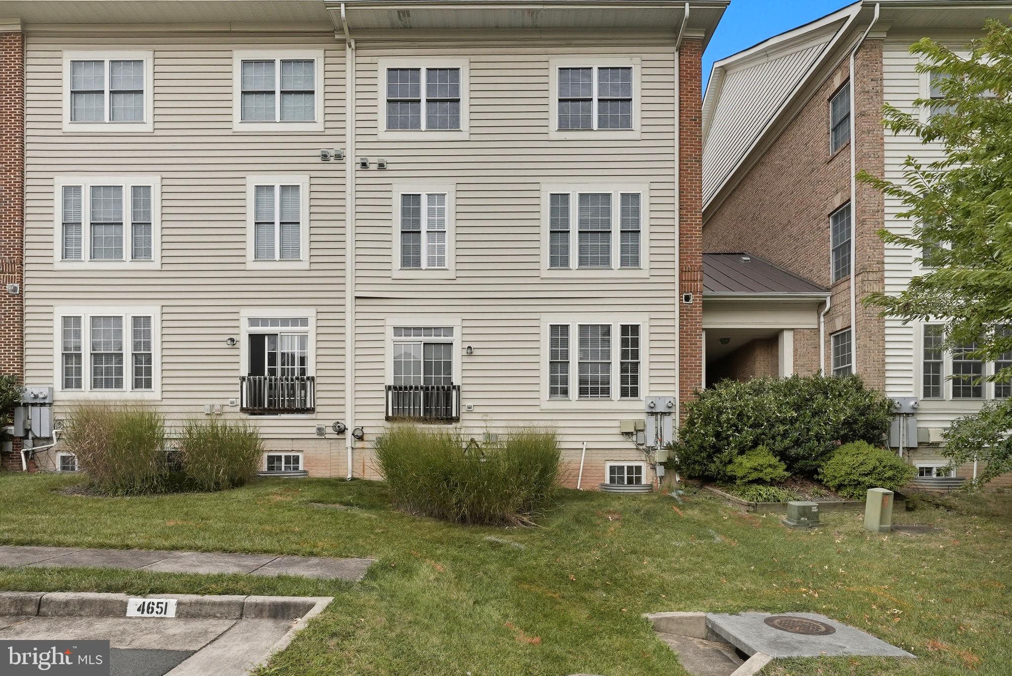 Fairfax, Virginia, 22033, United States, 3 Bedrooms Bedrooms, ,4 BathroomsBathrooms,Residential,For Sale,1975238