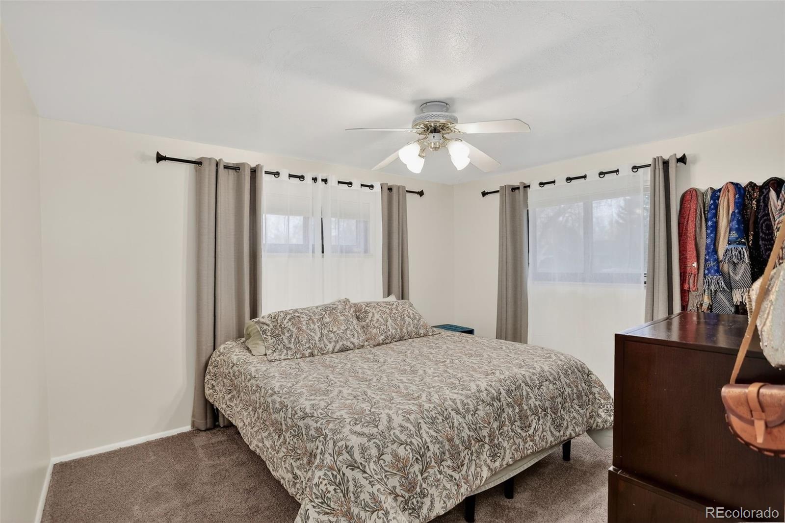 Aurora, Colorado, 80011, United States, 5 Bedrooms Bedrooms, ,1 BathroomBathrooms,Residential,For Sale,1933484