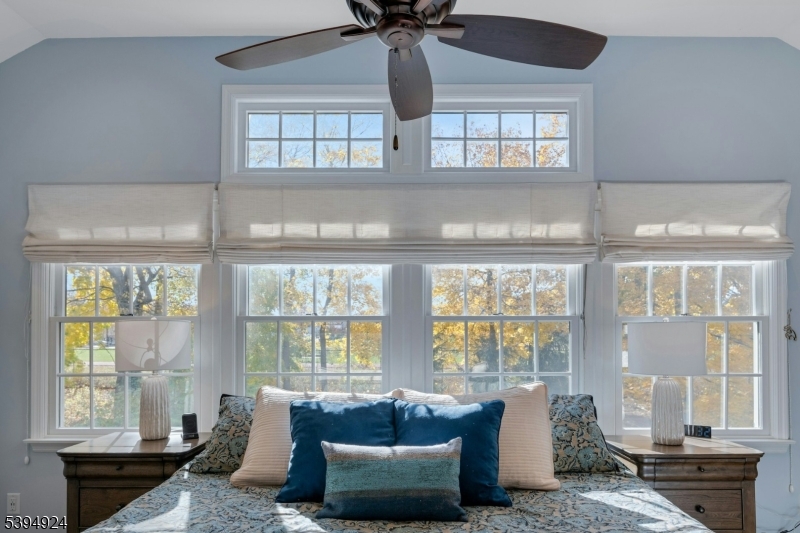 Verona Twp., New Jersey, 07044, United States, 4 Bedrooms Bedrooms, ,3 BathroomsBathrooms,Residential,For Sale,1992064