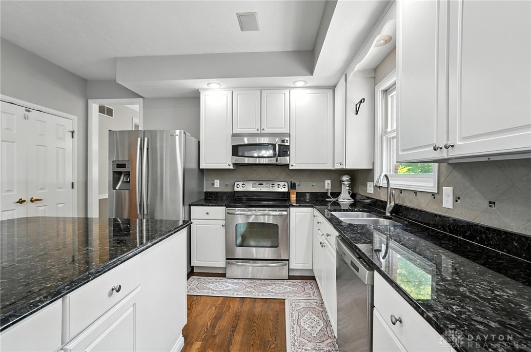 Dayton, Ohio, 45458, United States, 4 Bedrooms Bedrooms, ,4 BathroomsBathrooms,Residential,For Sale,1875068