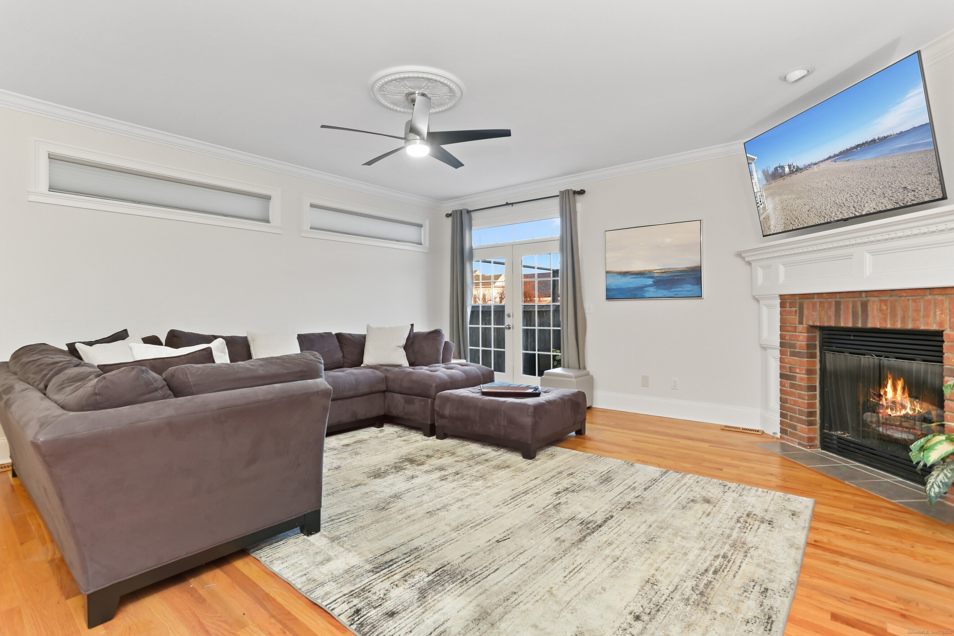 Fairfield, Connecticut, 06824, United States, 3 Bedrooms Bedrooms, ,3 BathroomsBathrooms,Residential,For Sale,2003354