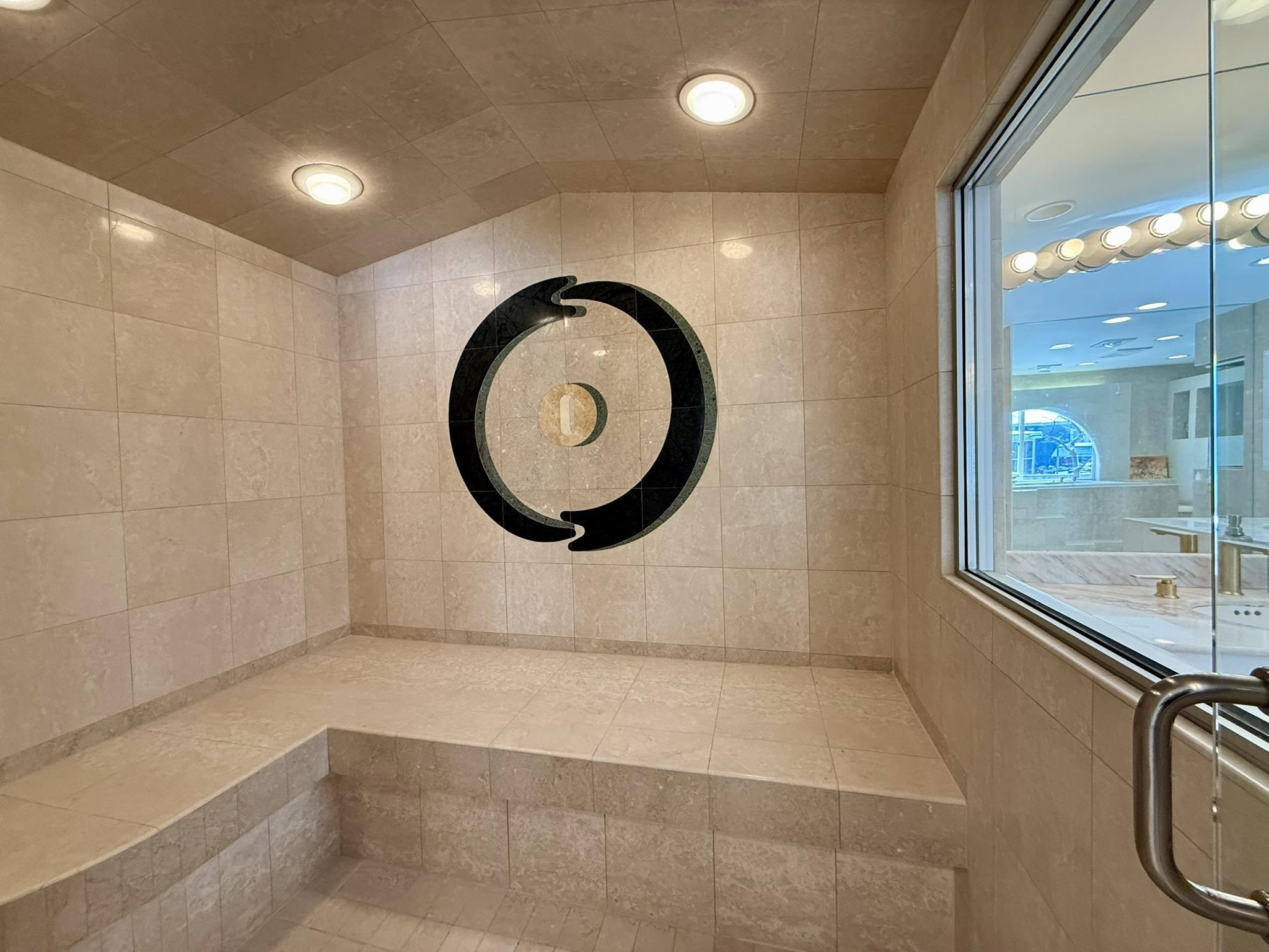 La Crosse, Wisconsin, 54601, United States, 4 Bedrooms Bedrooms, ,5 BathroomsBathrooms,Residential,For Sale,2049360