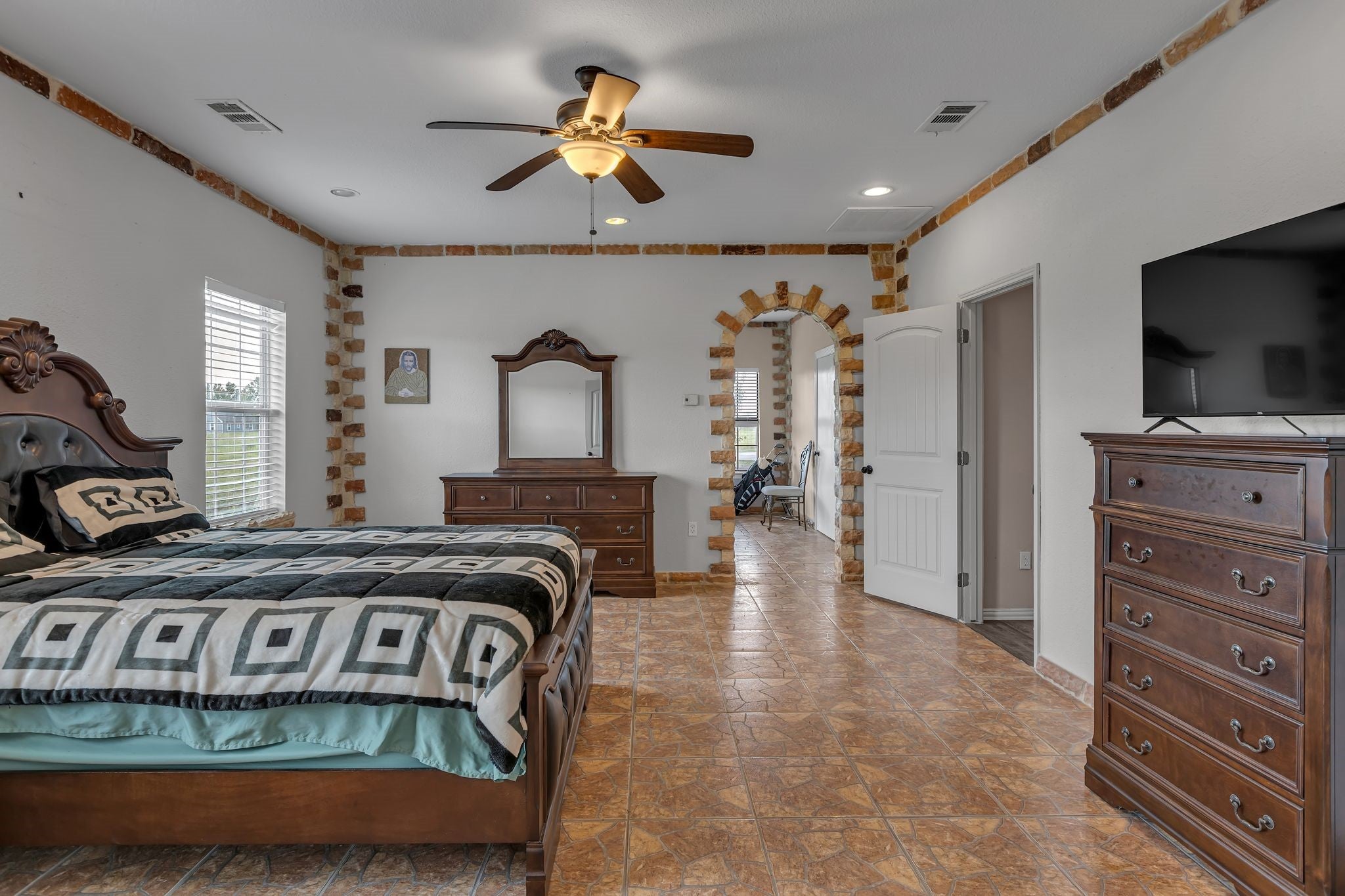 Forney, Texas, 75126, United States, 4 Bedrooms Bedrooms, ,3 BathroomsBathrooms,Residential,For Sale,1974653