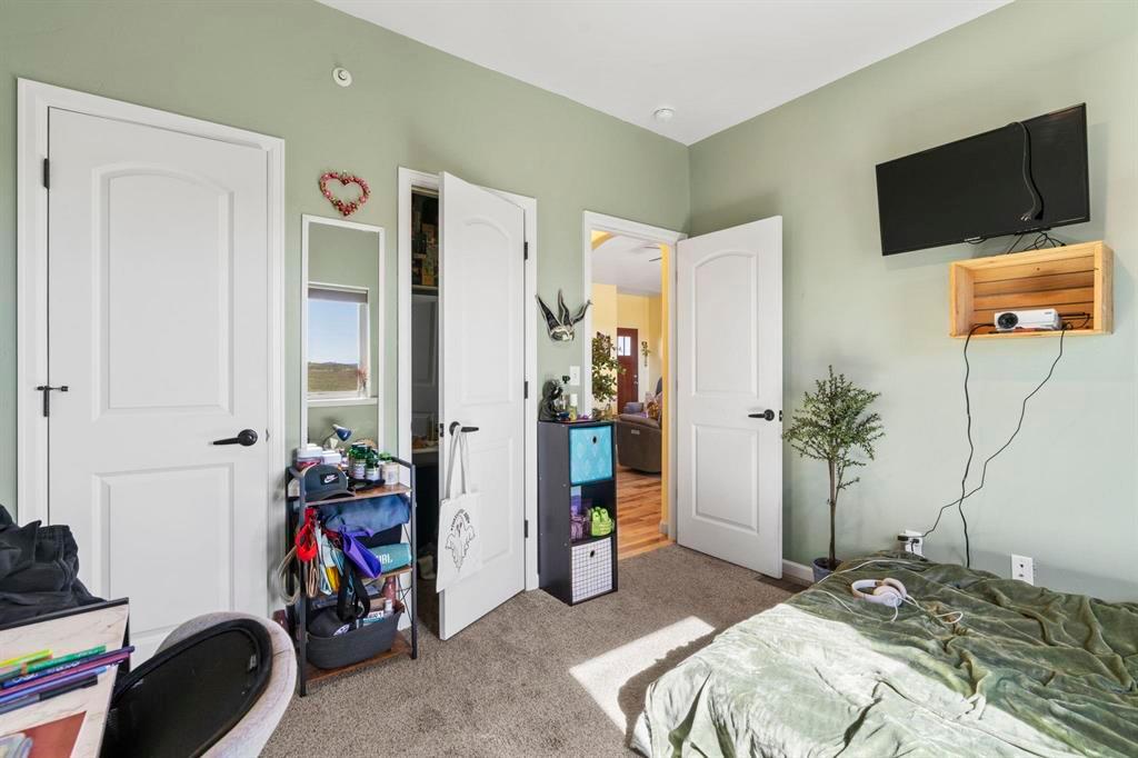 Durango, Colorado, 81303, United States, 3 Bedrooms Bedrooms, ,2 BathroomsBathrooms,Residential,For Sale,1991170