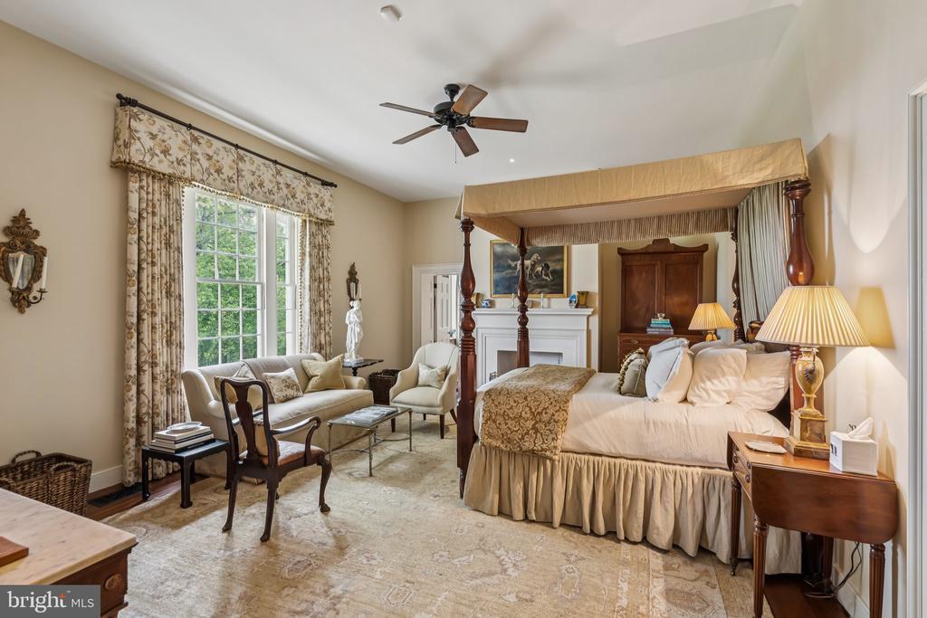 Rappahannock Academy, Virginia, 22538, United States, 4 Bedrooms Bedrooms, ,5 BathroomsBathrooms,Residential,For Sale,1917132