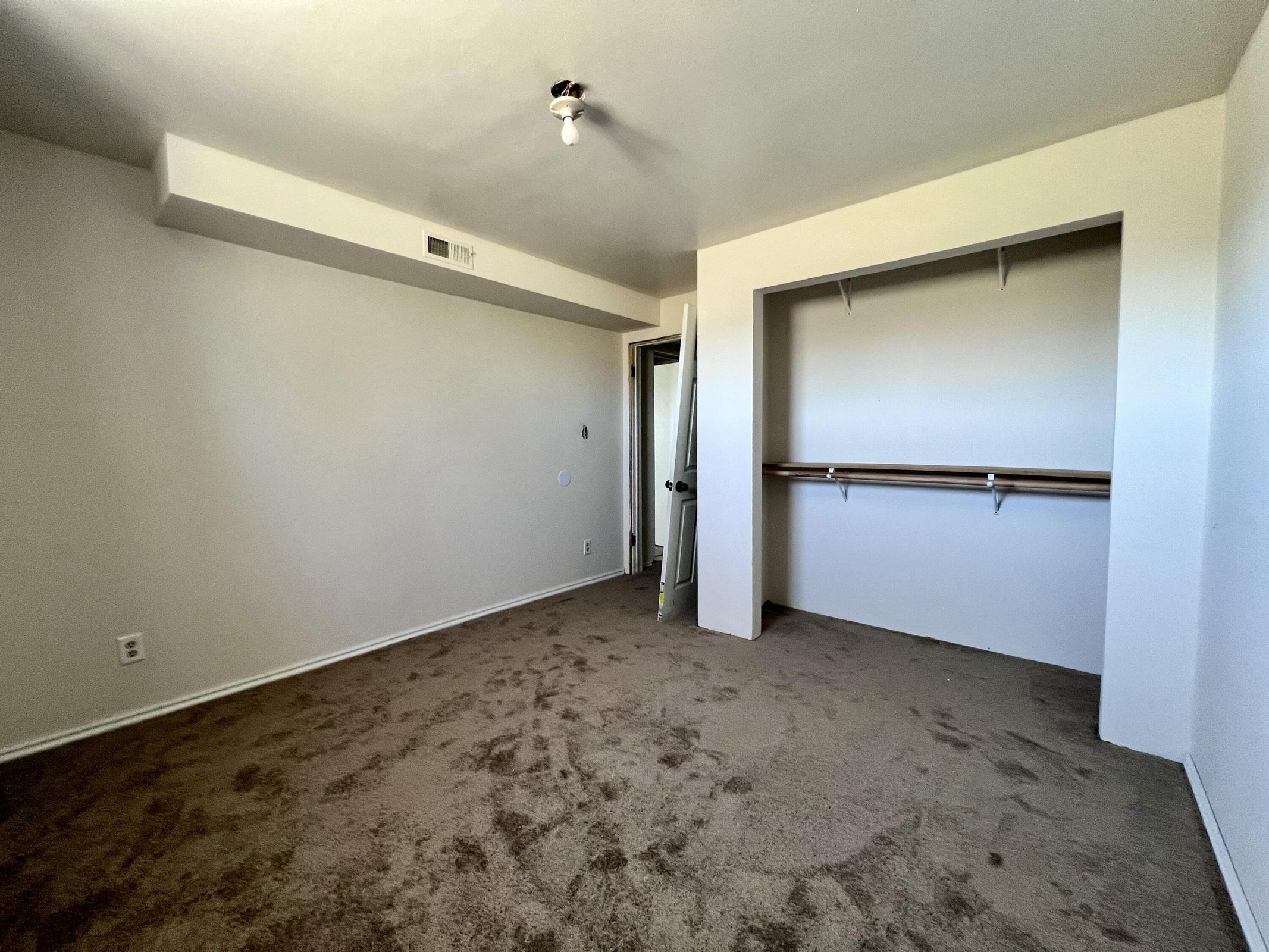 Greenville, Utah, 84731, United States, 5 Bedrooms Bedrooms, ,2 BathroomsBathrooms,Residential,For Sale,1978294