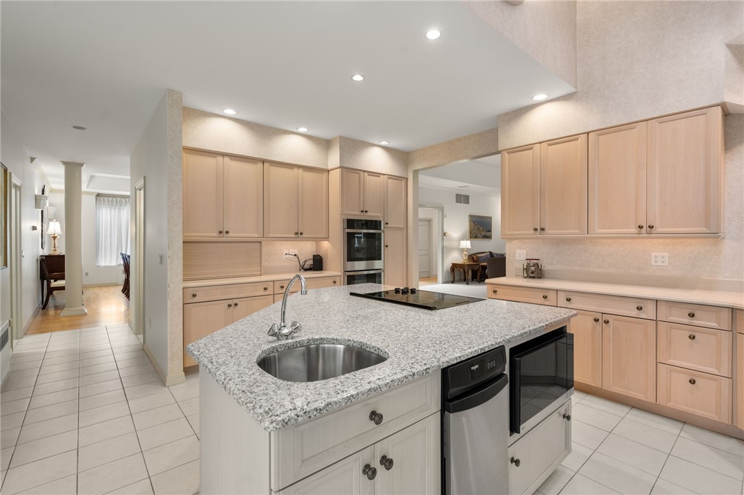 Cranston, Rhode Island, 02920, United States, 3 Bedrooms Bedrooms, ,4 BathroomsBathrooms,Residential,For Sale,1993261