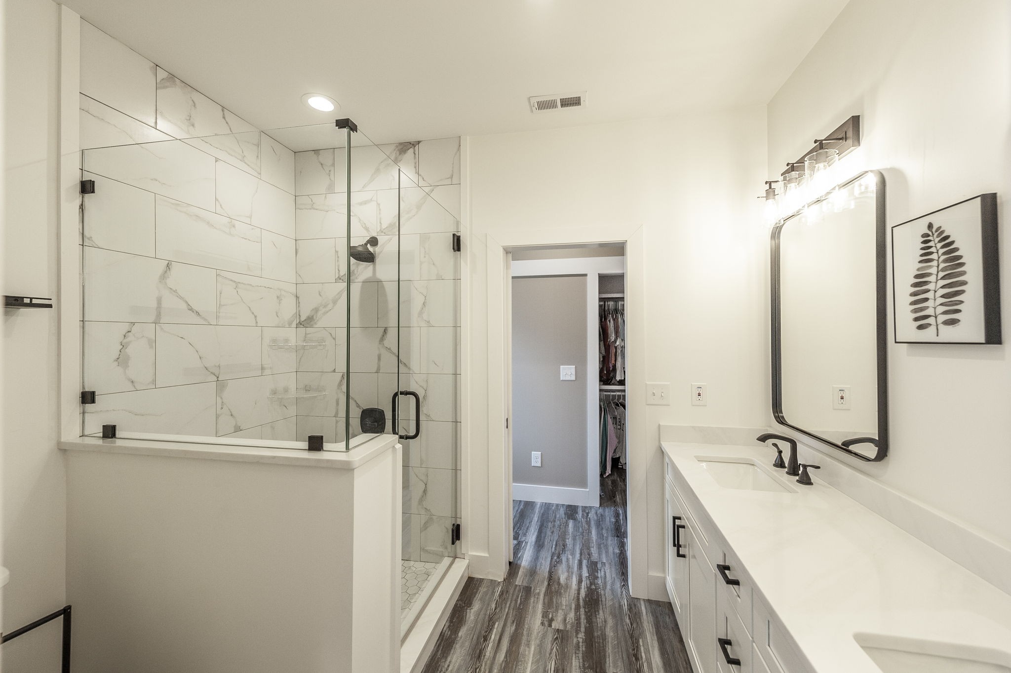 Goodlettsville, Tennessee, 37072, United States, 4 Bedrooms Bedrooms, ,6 BathroomsBathrooms,Residential,For Sale,1996833