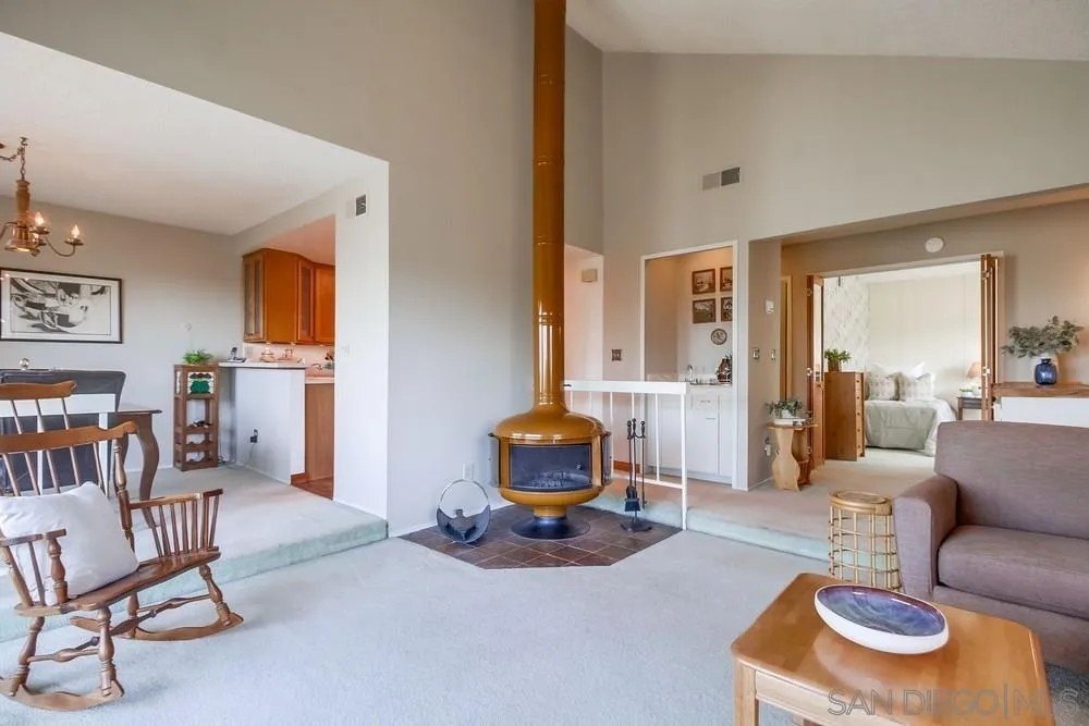 La Mesa, California, 91942, United States, 2 Bedrooms Bedrooms, ,1 BathroomBathrooms,Residential,For Sale,1973121