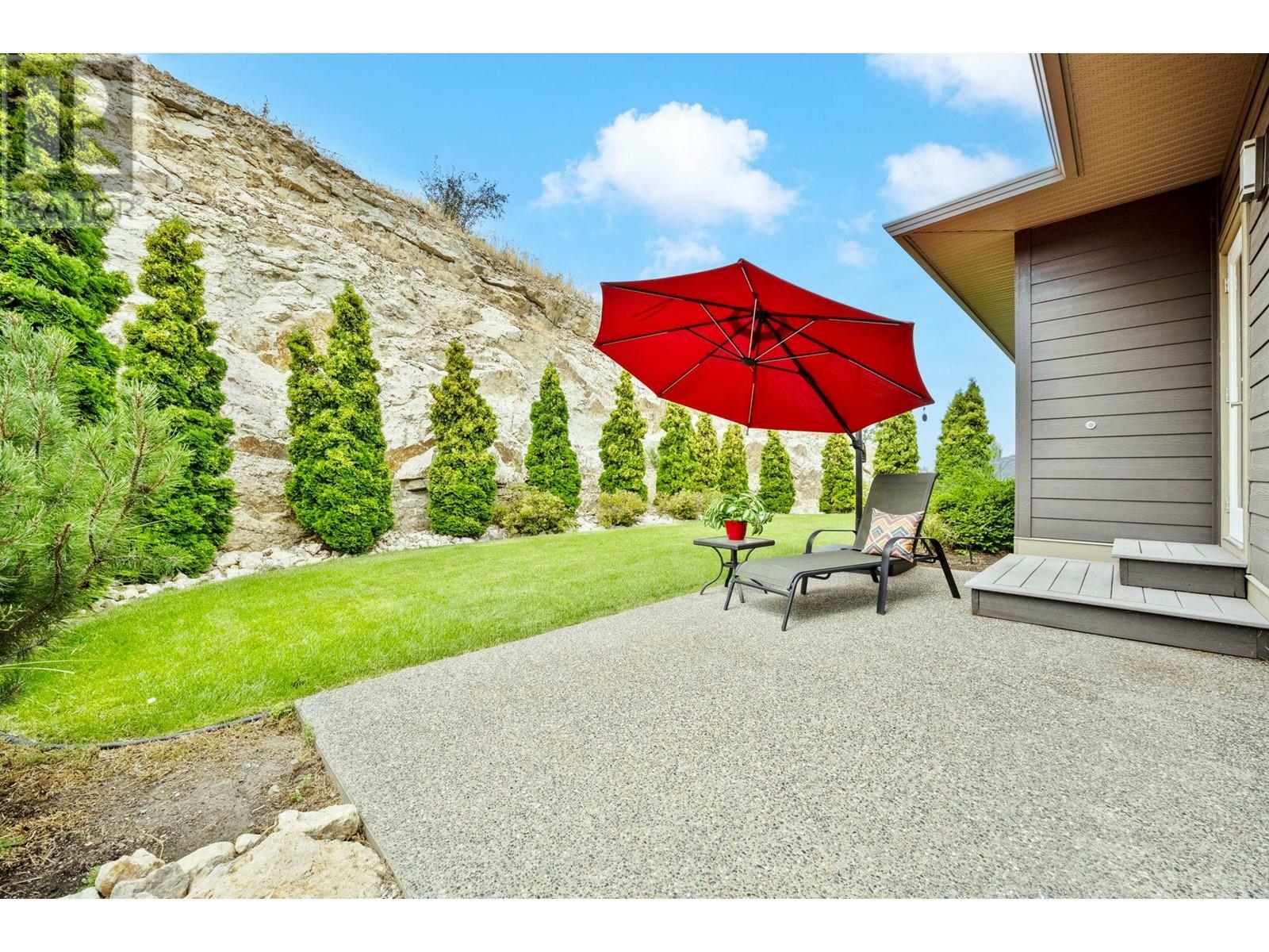 KELOWNA, British Columbia, V1P 1T1, CA, 4 Bedrooms Bedrooms, ,3 BathroomsBathrooms,Residential,For Sale,1837961