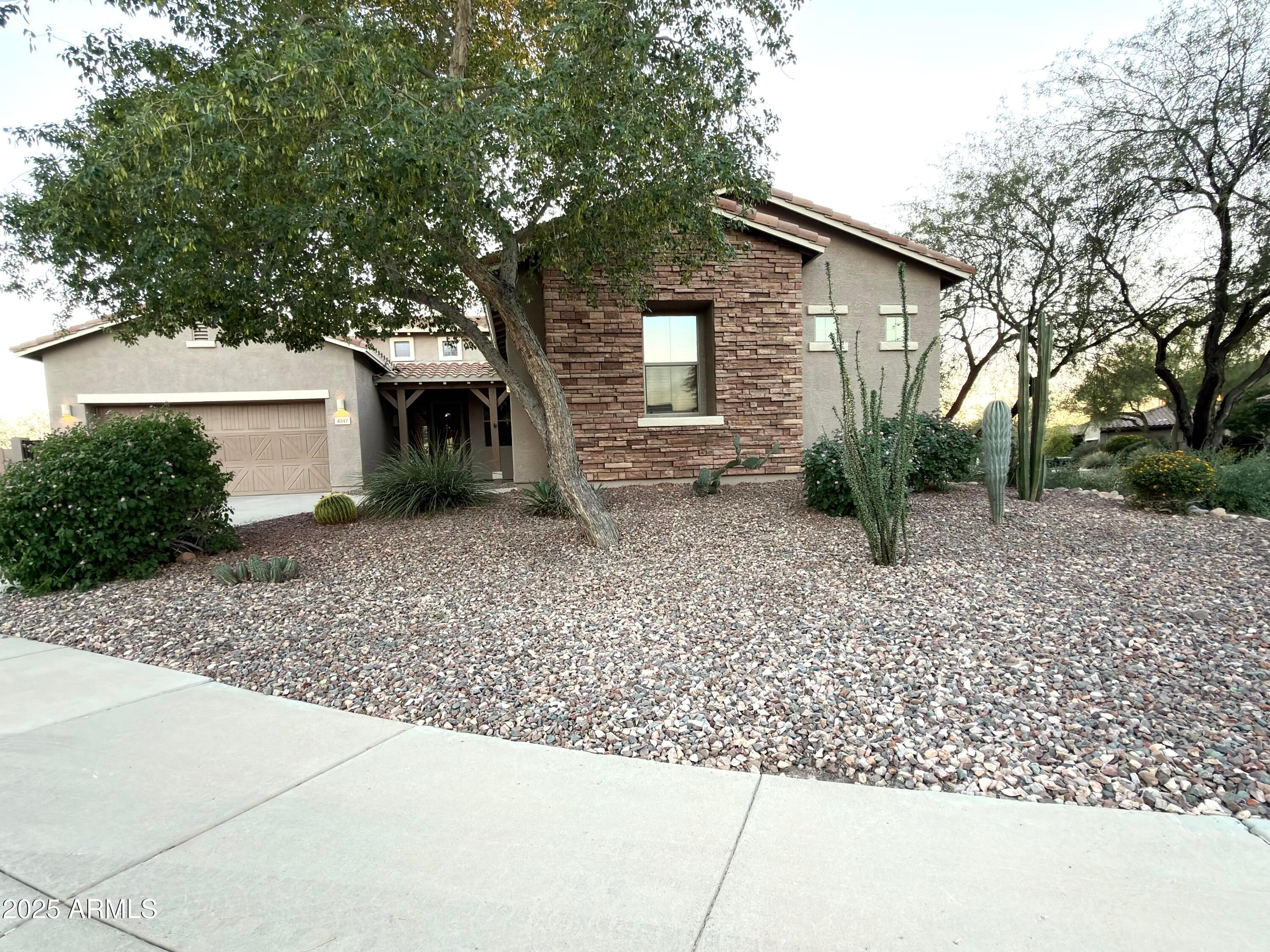 New River, Arizona, 85087, United States, 4 Bedrooms Bedrooms, ,2 BathroomsBathrooms,Residential,For Sale,1979585