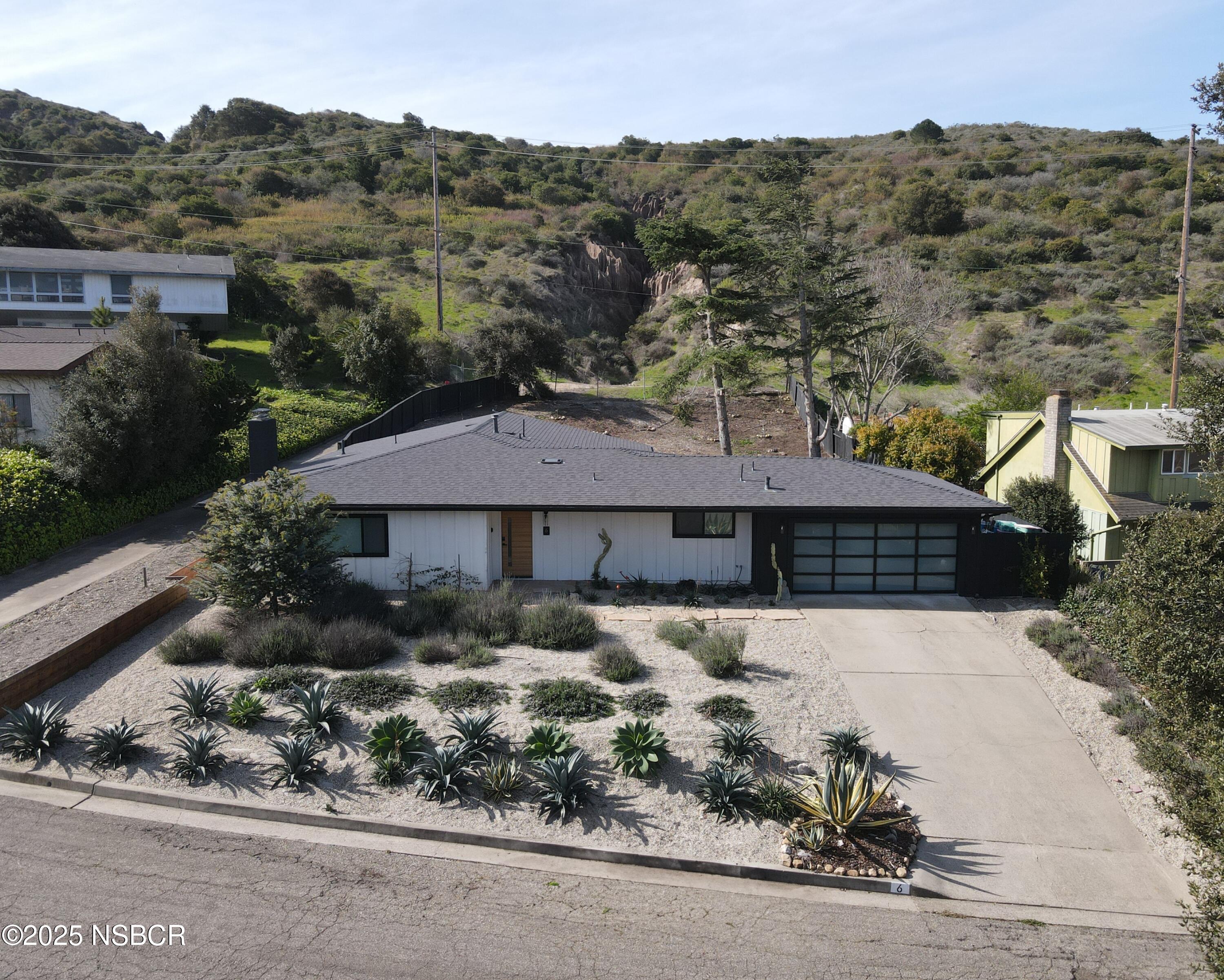Lompoc, California, 93436, United States, 3 Bedrooms Bedrooms, ,2 BathroomsBathrooms,Residential,For Sale,1944783