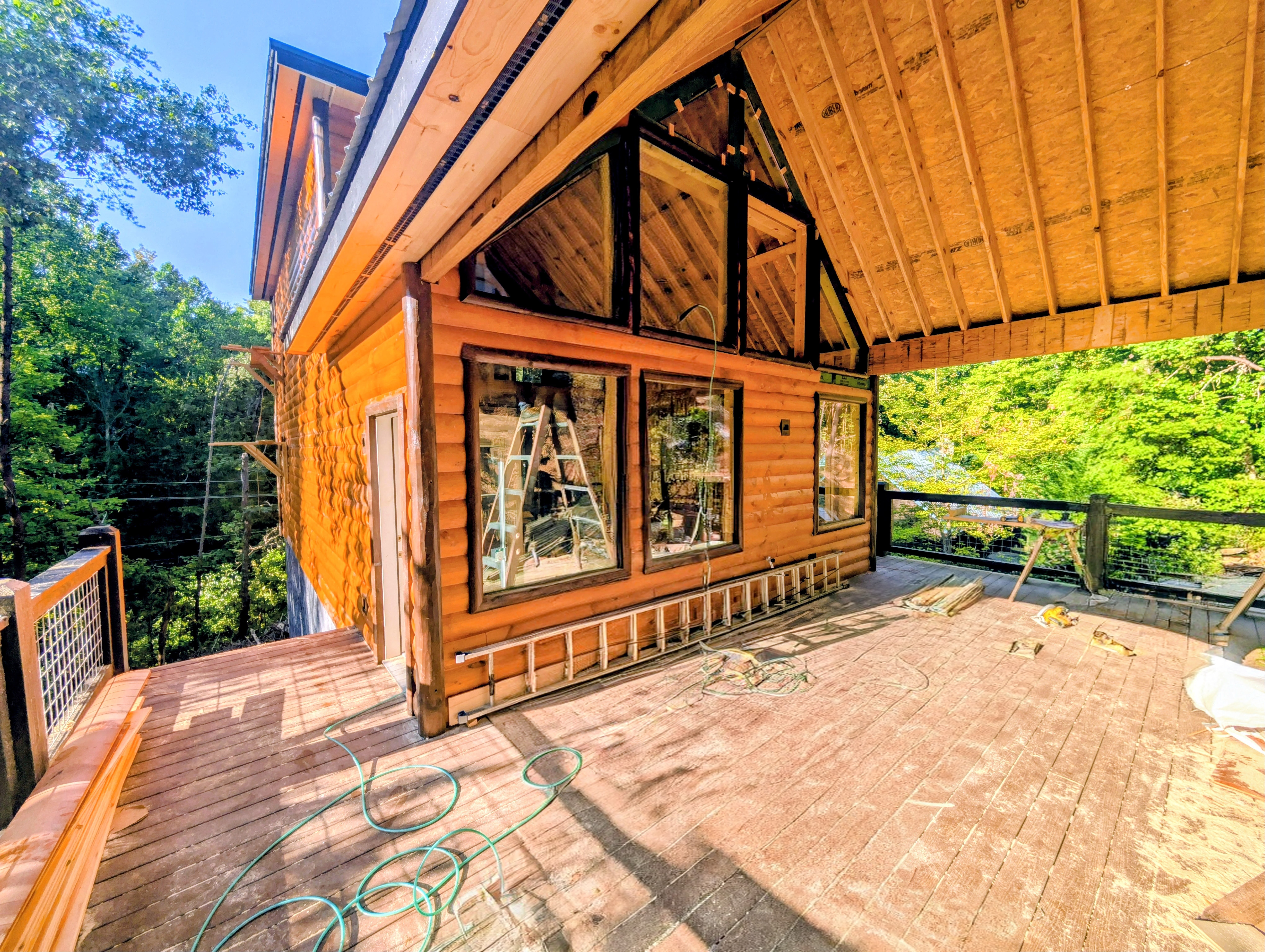 Sevierivlle, Tennessee, 37876, United States, 1 Bedroom Bedrooms, ,2 BathroomsBathrooms,Residential,For Sale,1974946