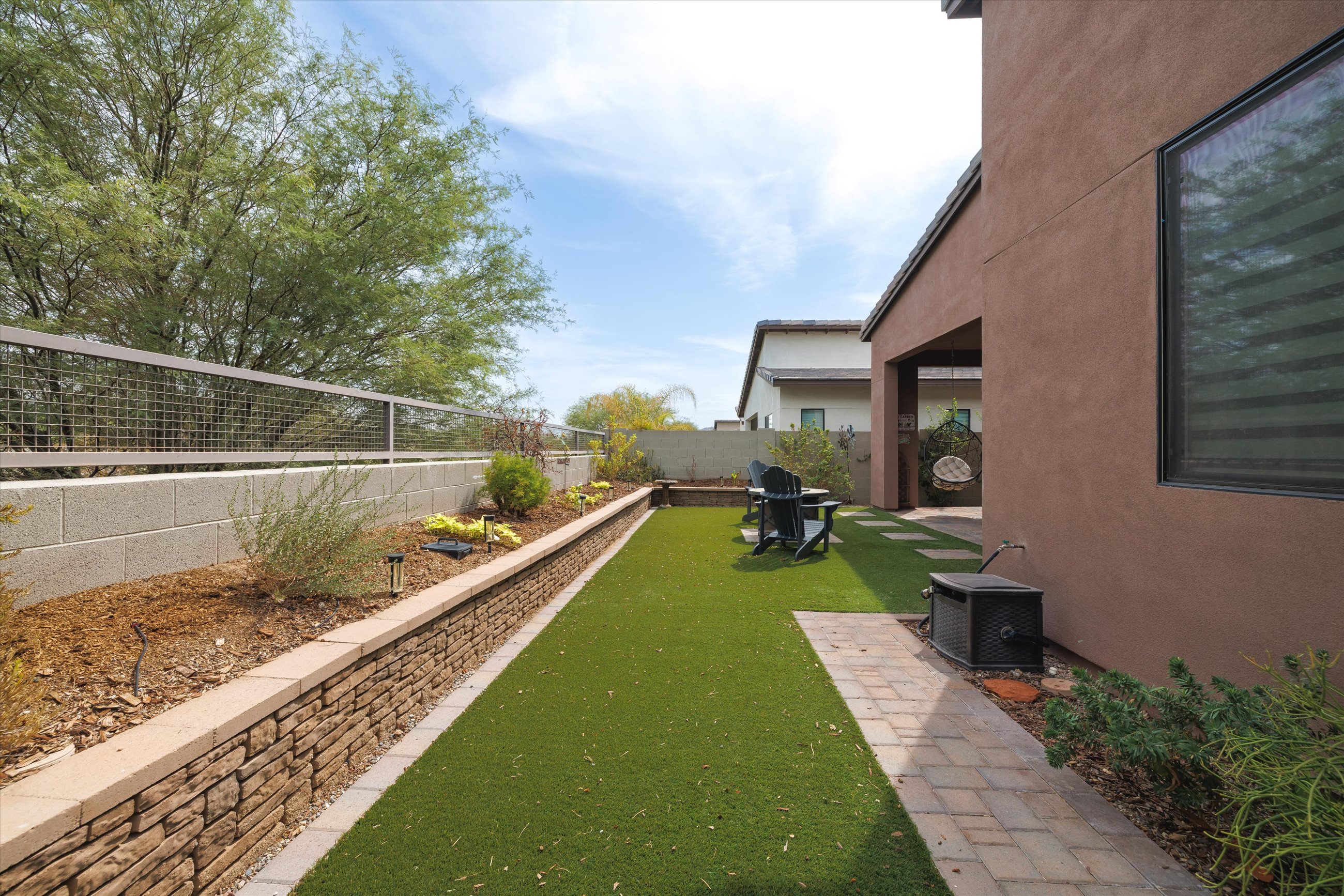  930 E Paseo Way  Phoenix, AZ - 物件實景