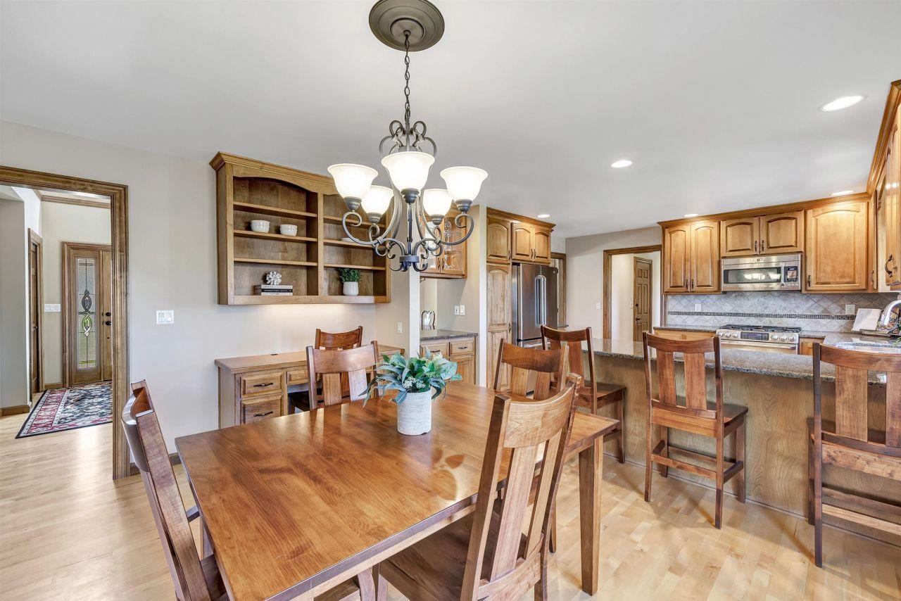 GREEN BAY, Wisconsin, 54313, United States, 4 Bedrooms Bedrooms, ,3 BathroomsBathrooms,Residential,For Sale,1818283