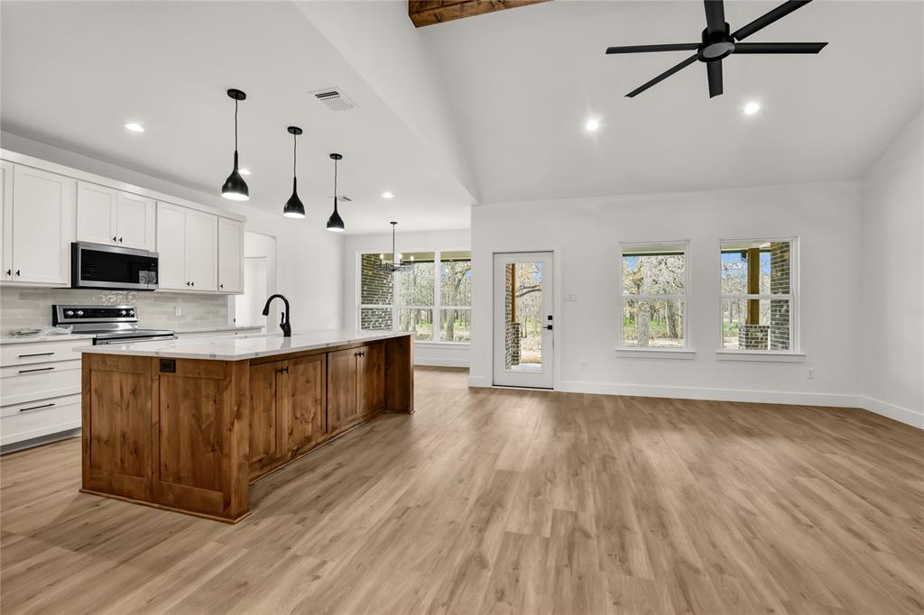 Millsap, Texas, 76066, United States, 4 Bedrooms Bedrooms, ,3 BathroomsBathrooms,Residential,For Sale,1976934