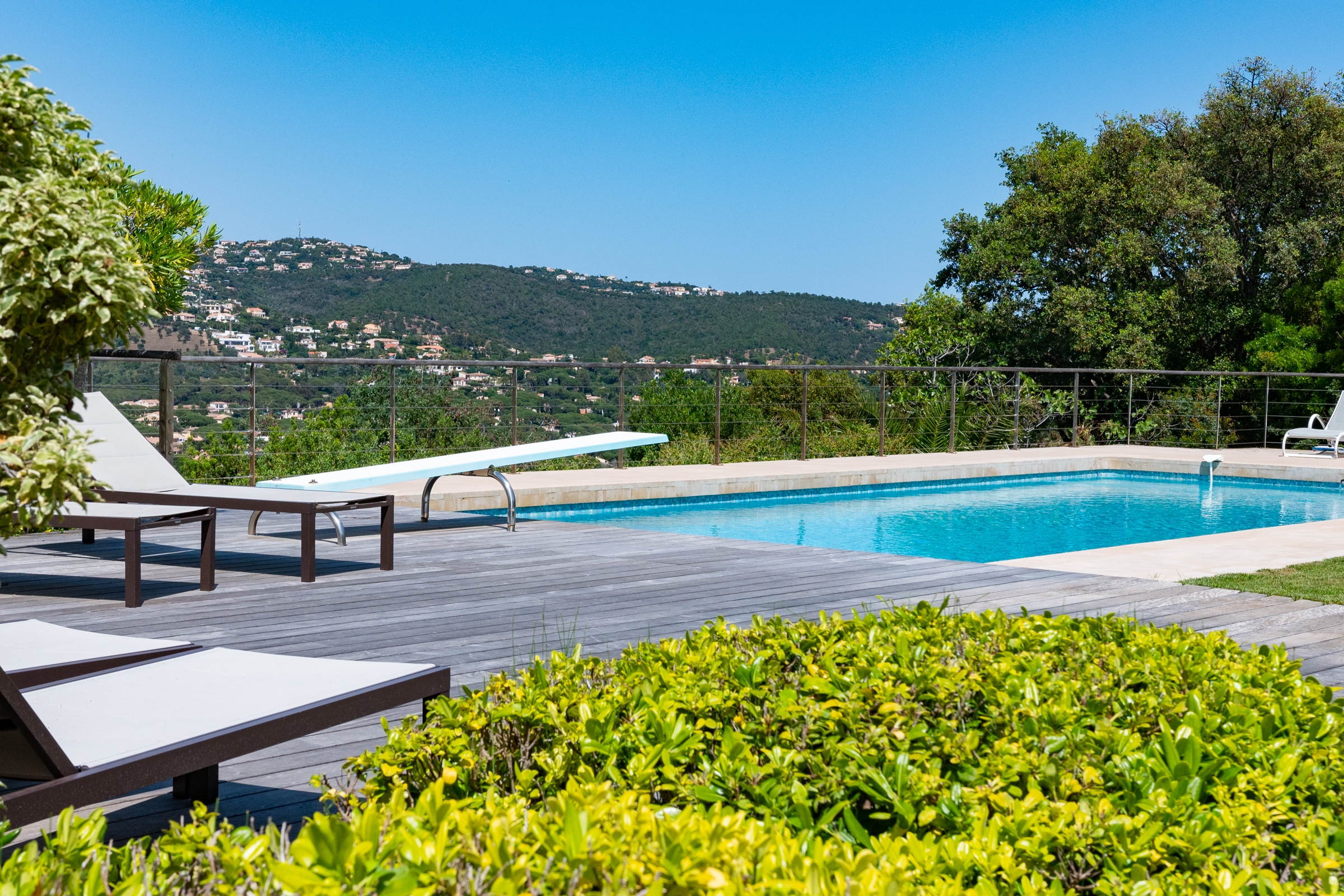  Co-exclusive listing - Provencal villa in a dominant position with sea and hill… - 物件實景