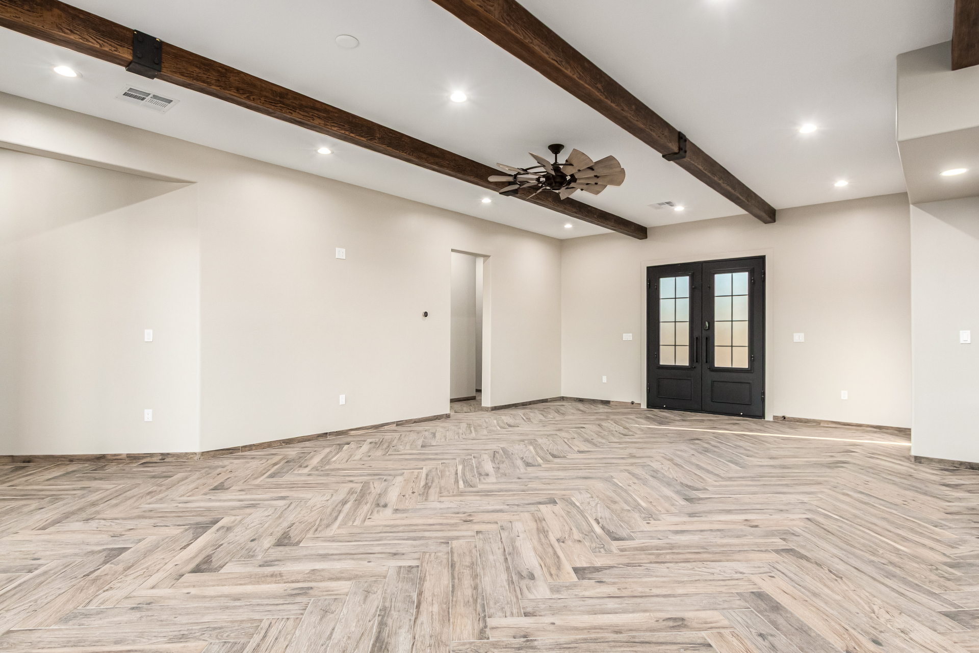 Wickenburg, Arizona, 85390, United States, 4 Bedrooms Bedrooms, ,3 BathroomsBathrooms,Residential,For Sale,2000369