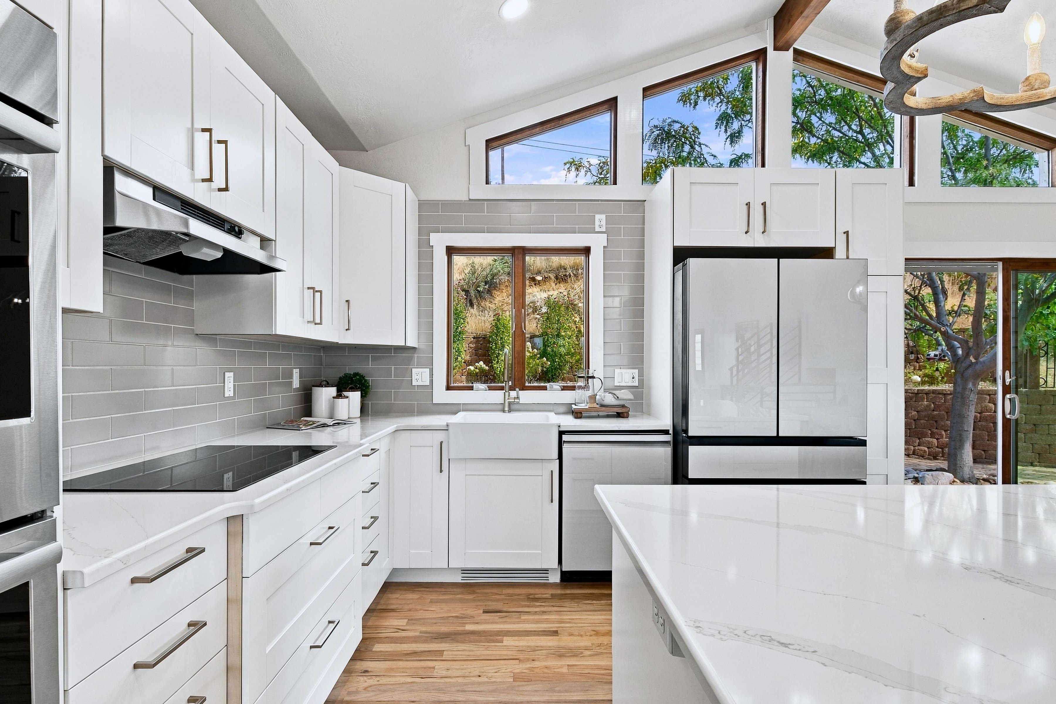  Architectural Foothills Retreat with Valley Views & Direct Trail Access - 物件實景