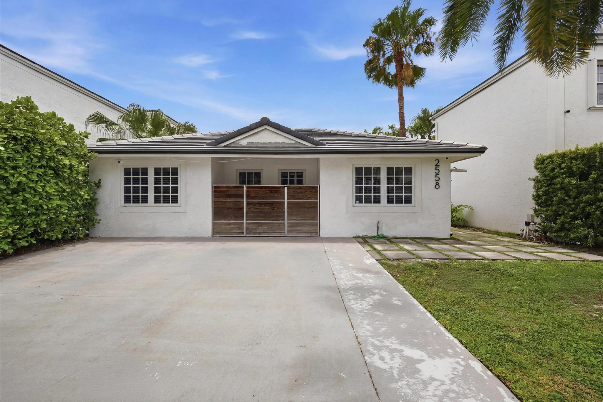  2558 NE 206th Ter, Aventura, FL, 33180 - 物件實景